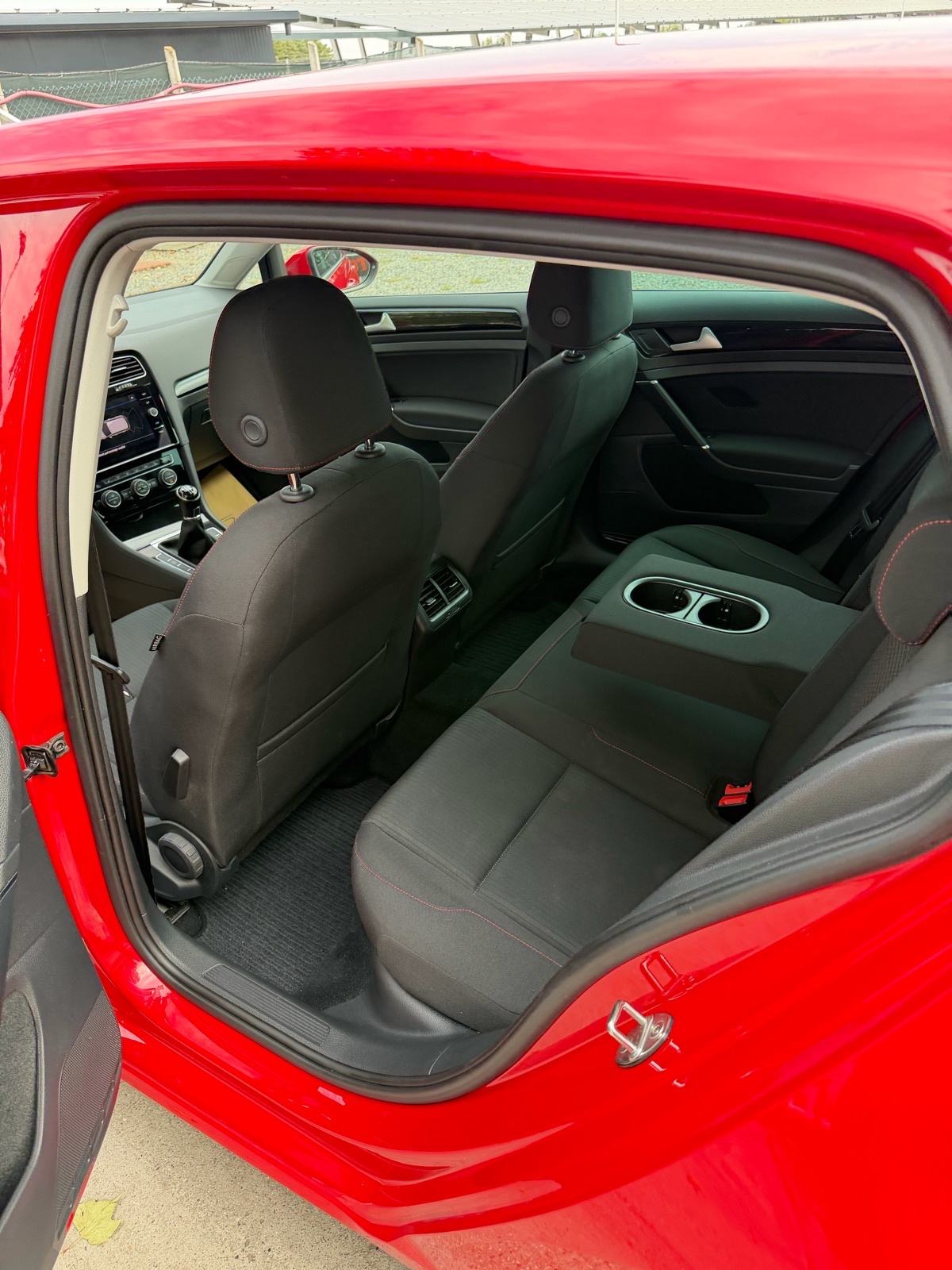 VW Golf 7 1,6 TDI,SOUND,OD PRVOG VLASNIKA,VELIKI SERVIS,TOP STANJE!!, fotografija 15