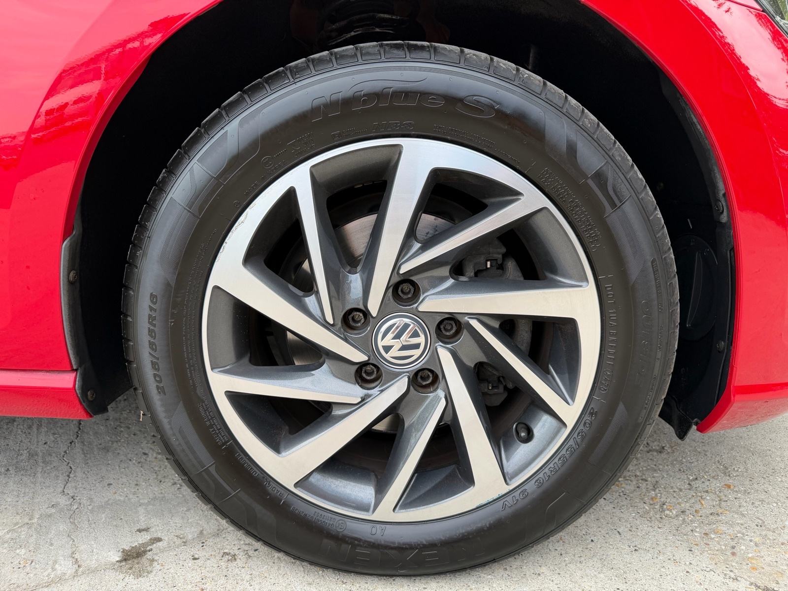 VW Golf 7 1,6 TDI,SOUND,OD PRVOG VLASNIKA,VELIKI SERVIS,TOP STANJE!!, fotografija 19