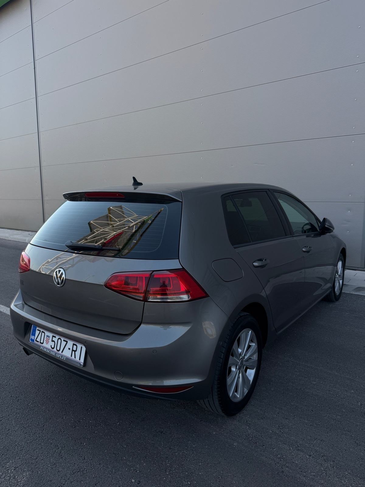 *VW GOLF 7 1.6TDI* *HIGHLINE* *ACC RADAR* *PARK PILOT* *REG 05/2027*, fotografija 8