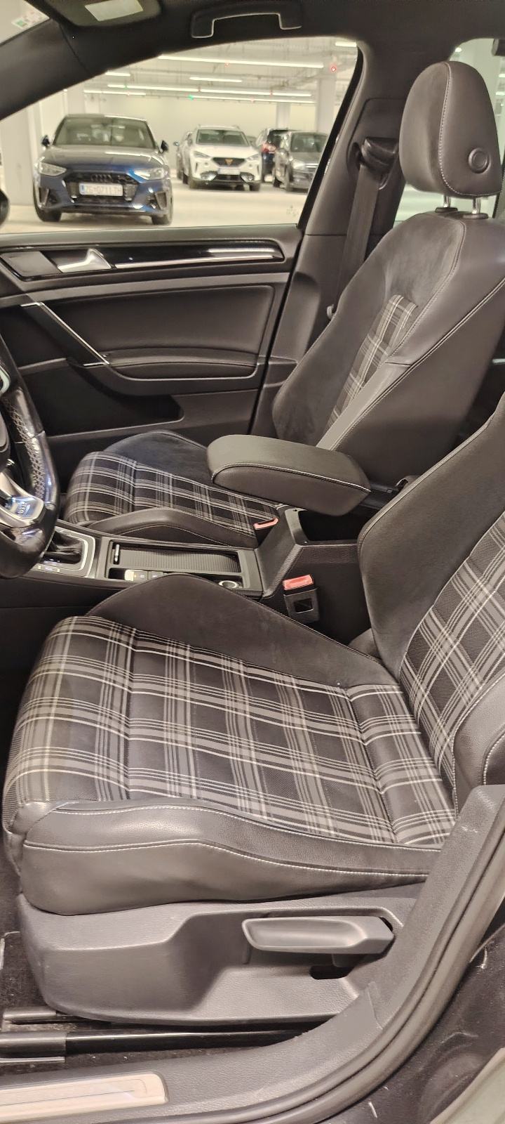 VW Golf 7 2,0 GTD DSG, fotografija 8