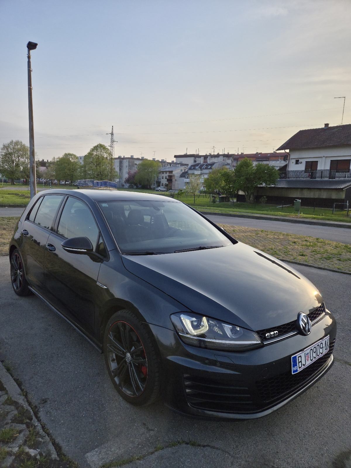 VW Golf 7 2.0 GTD, fotografija 4