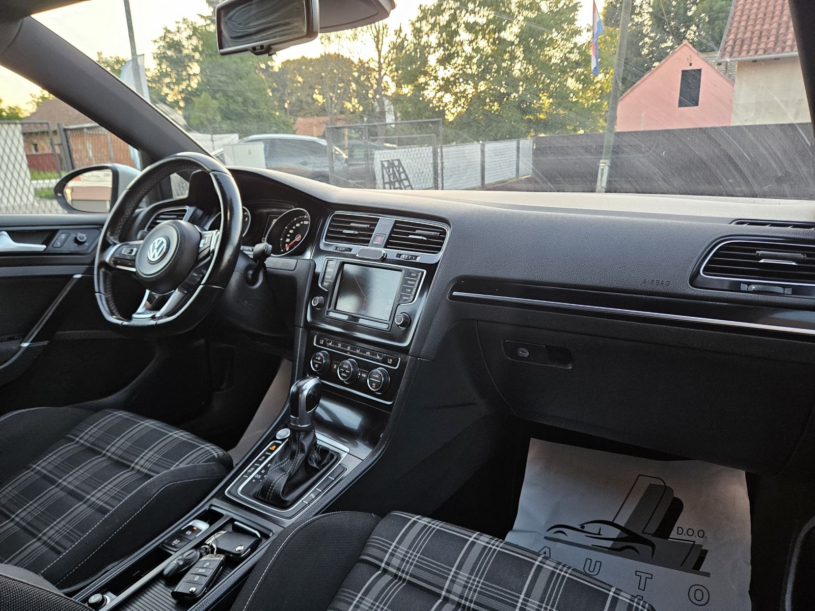 VW Golf 7 2,0 GTD WEBASTO,PERLA BIJELA, TOP STANJE!!!, fotografija 14