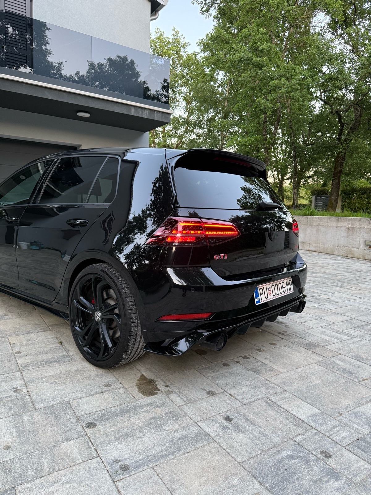 VW Golf 7.5 gti TCR, fotografija 3