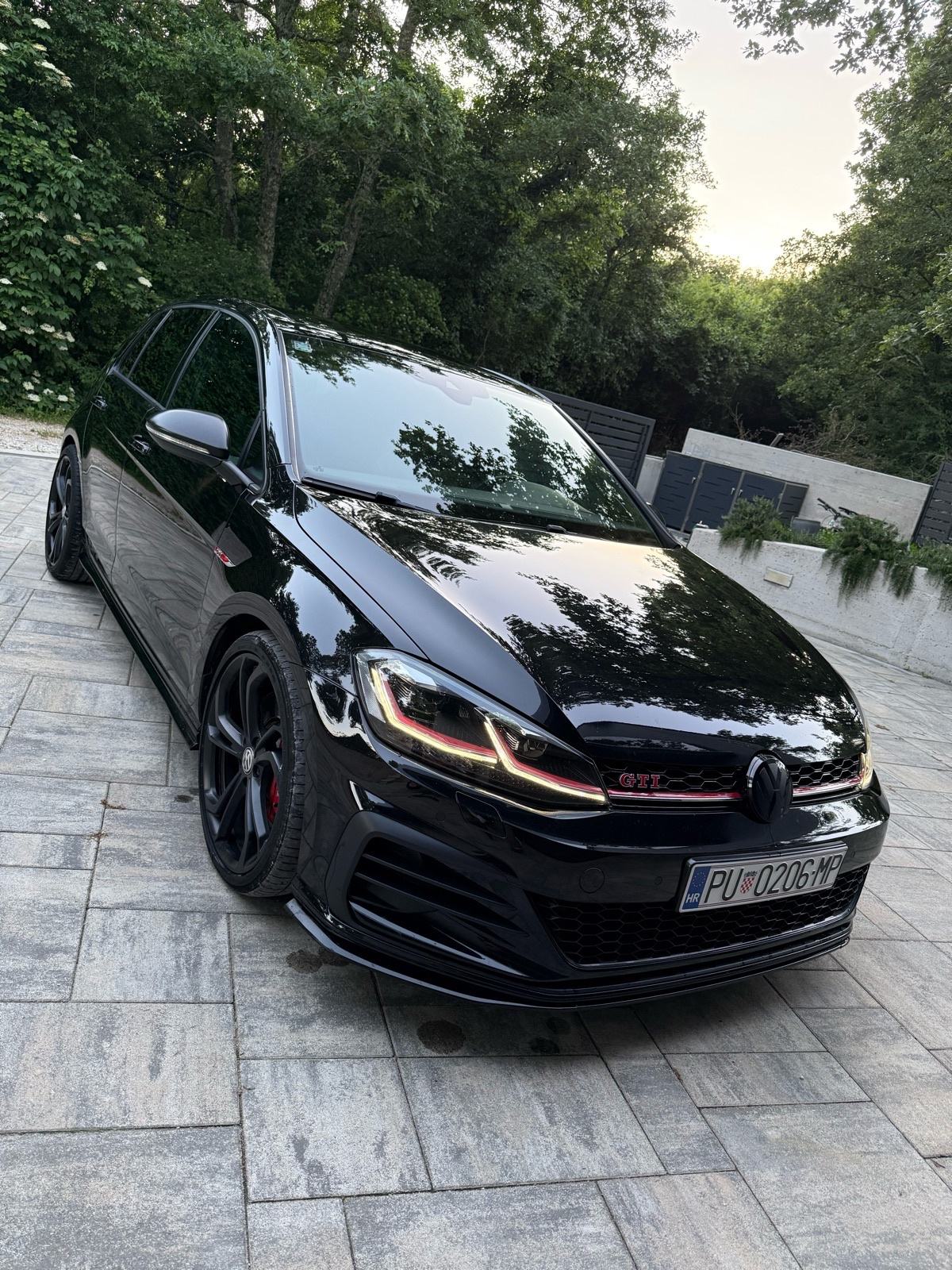 VW Golf 7.5 gti TCR, fotografija 2