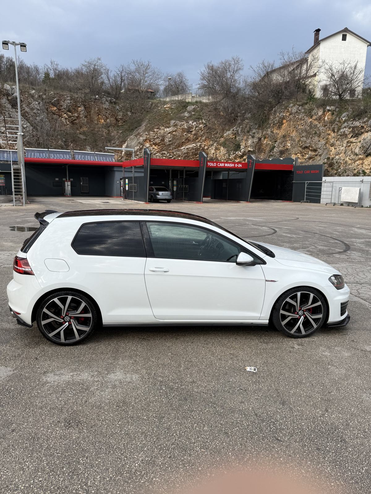 VW Golf 7 2.0 GTI automatik, fotografija 3