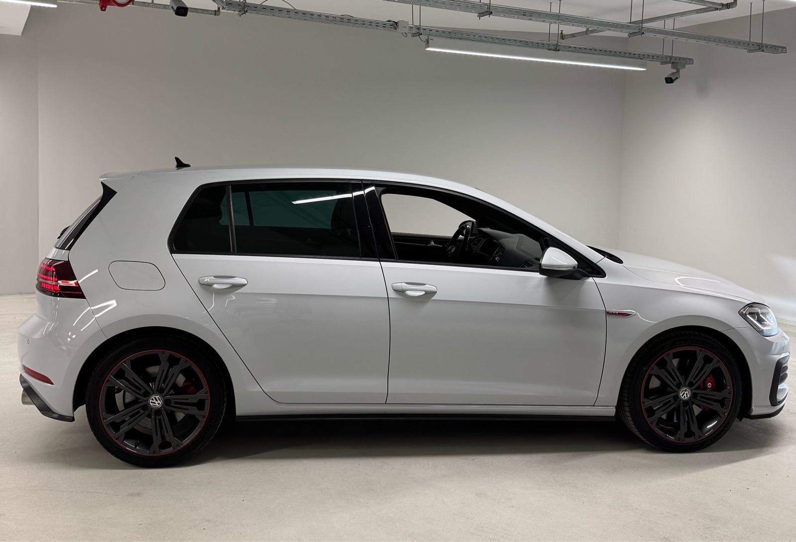 VW Golf 7.5 2,0 GTI DSG Performance Matrix Virtual Kamera ACC, fotografija 8