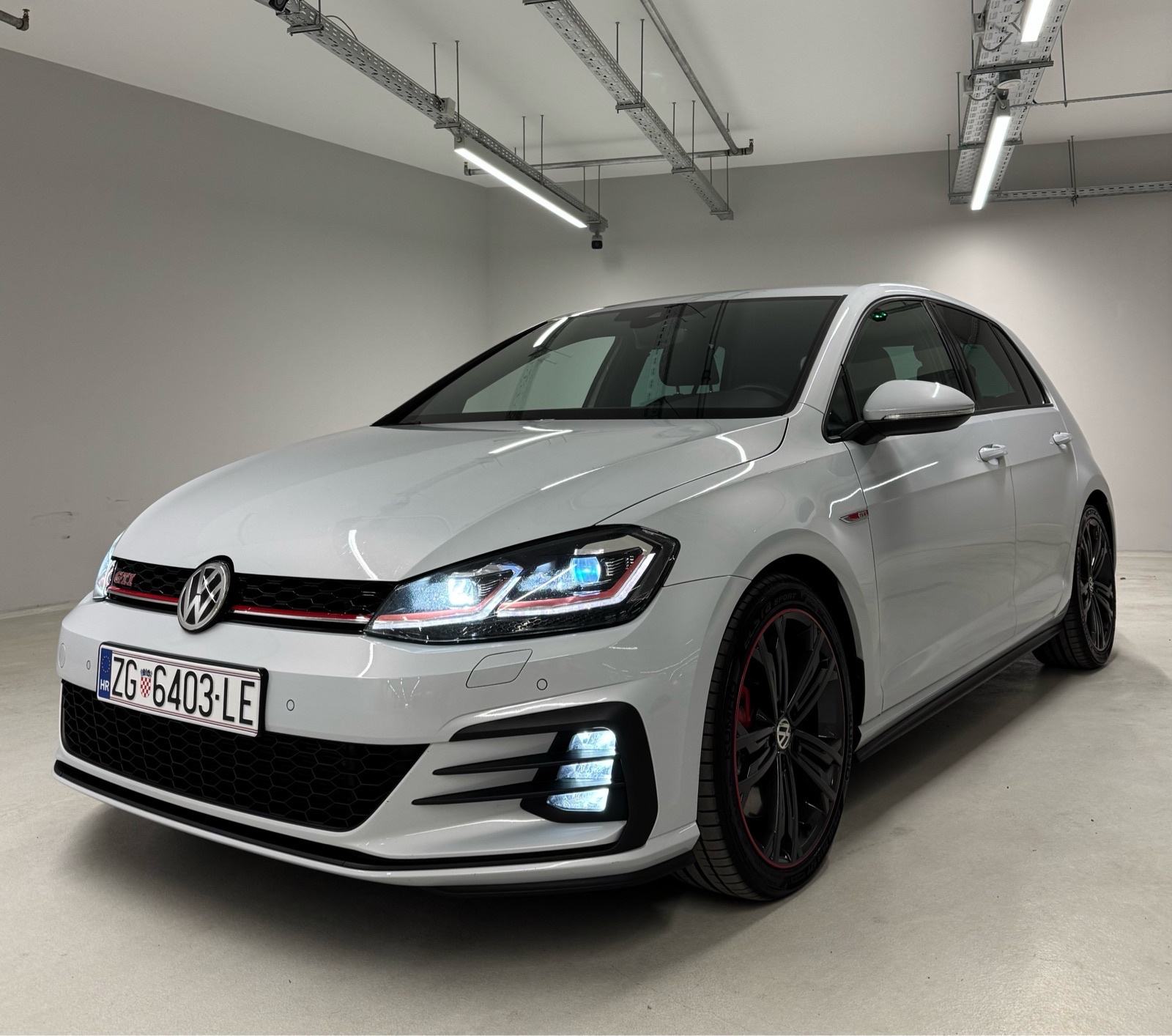 VW Golf 7.5 2,0 GTI DSG Performance Matrix Virtual Kamera ACC, fotografija 1