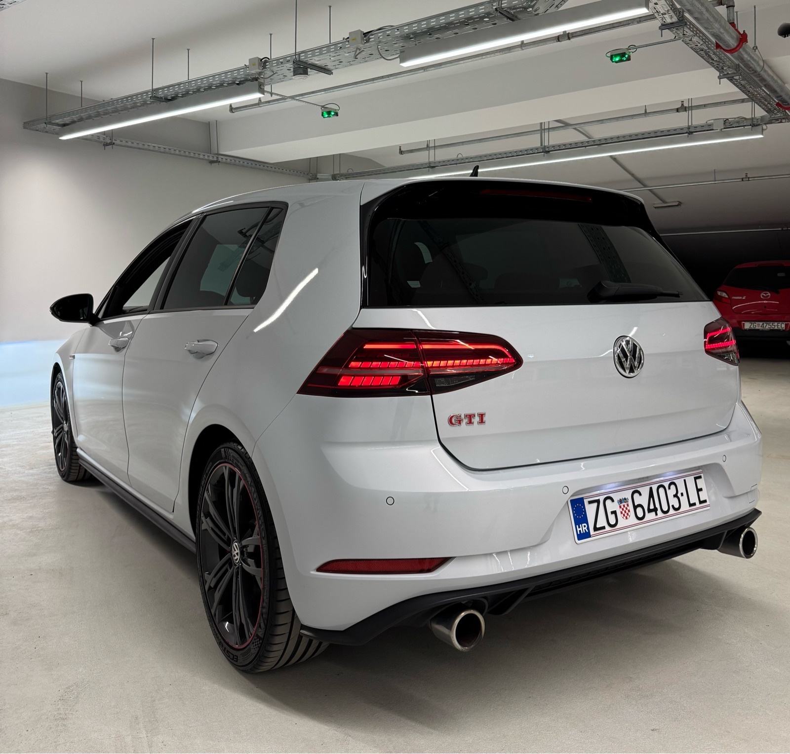 VW Golf 7.5 2,0 GTI DSG Performance Matrix Virtual Kamera ACC, fotografija 5