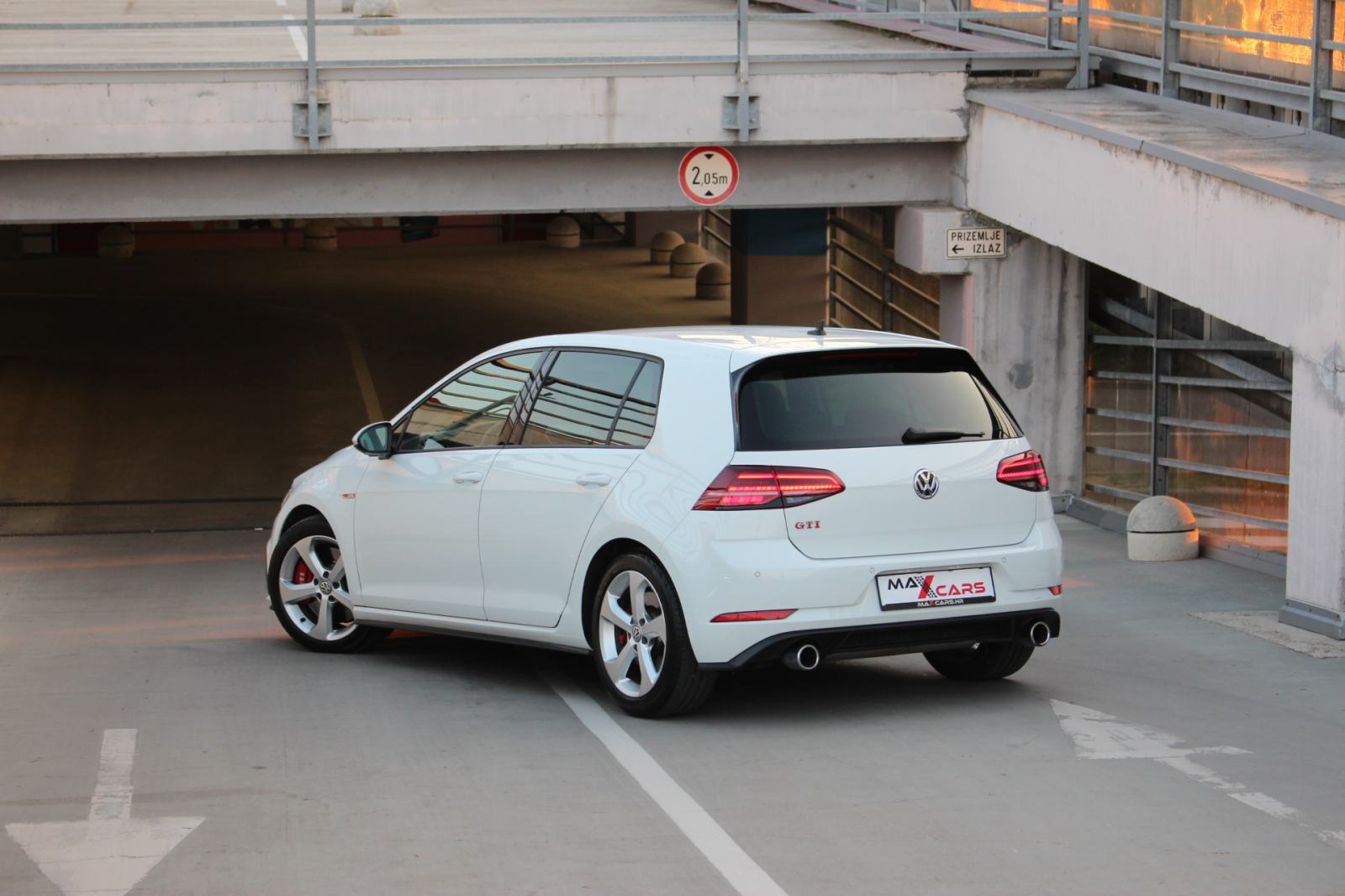 VW Golf 7 2.0 GTI Performance•Virtual Cockpit•2020god•Gr.sjedala•1 vl., fotografija 5