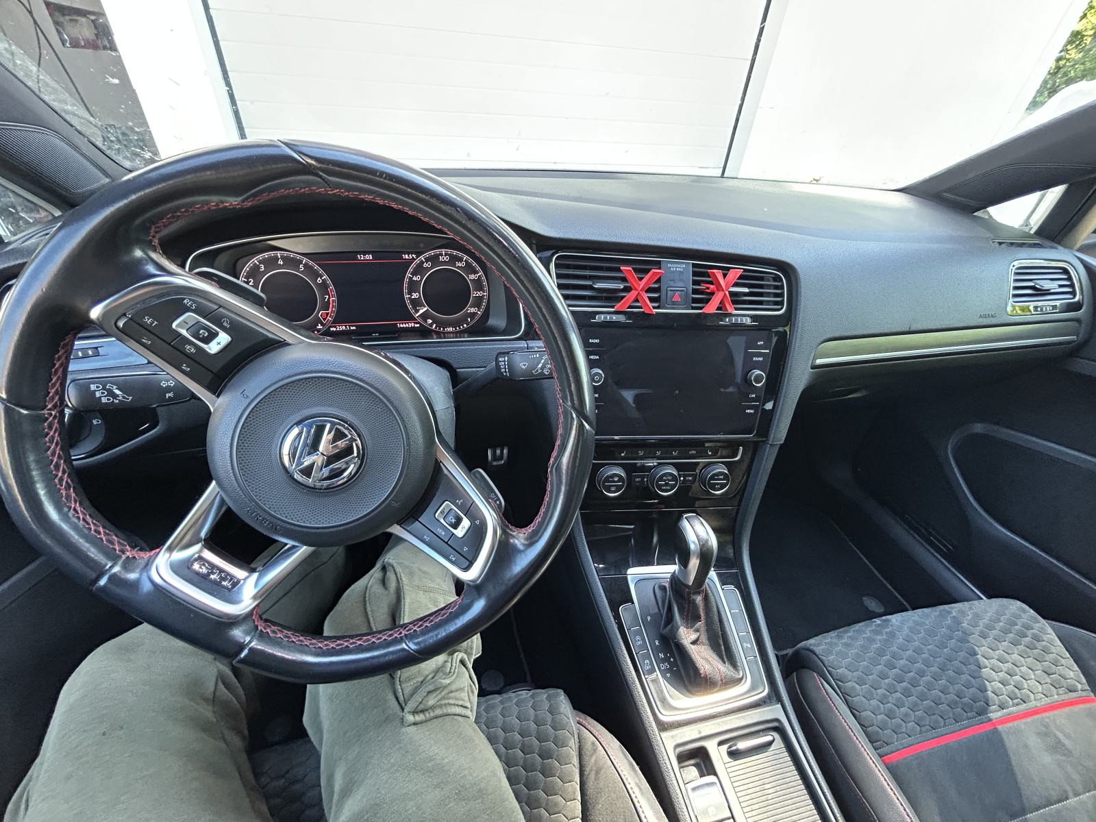 VW Golf 7 2,0 GTi Performance, fotografija 5