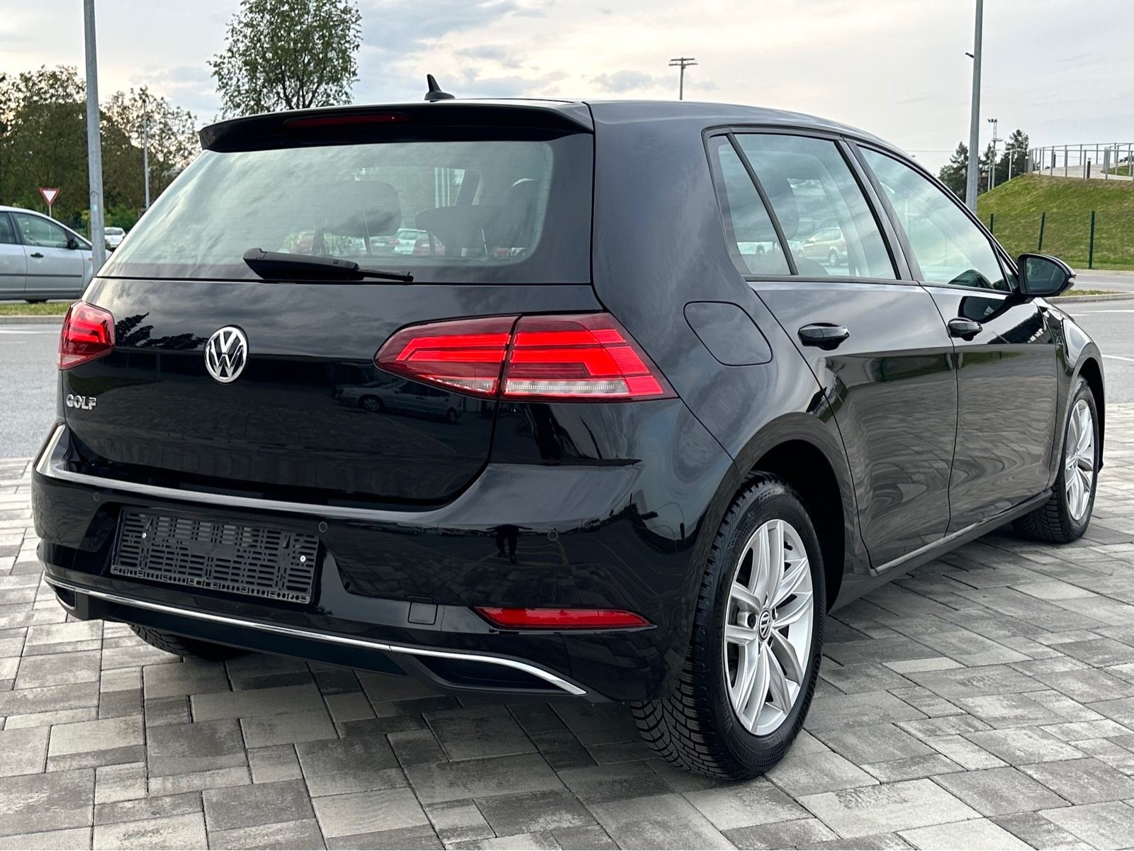 VW Golf 7 2,0 TDI 150ks•DSG AUTOMATIK•2019GOD•KAO NOV•, fotografija 10