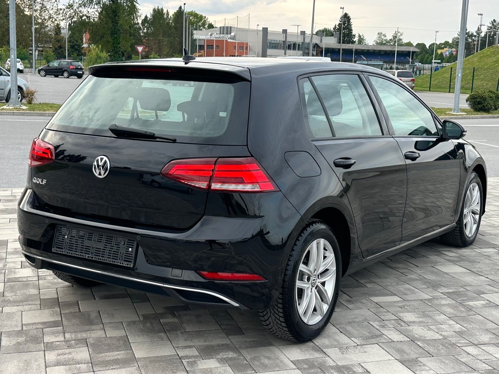 VW Golf 7 2,0 TDI 150ks•DSG AUTOMATIK•2019GOD•KAO NOV•, fotografija 13