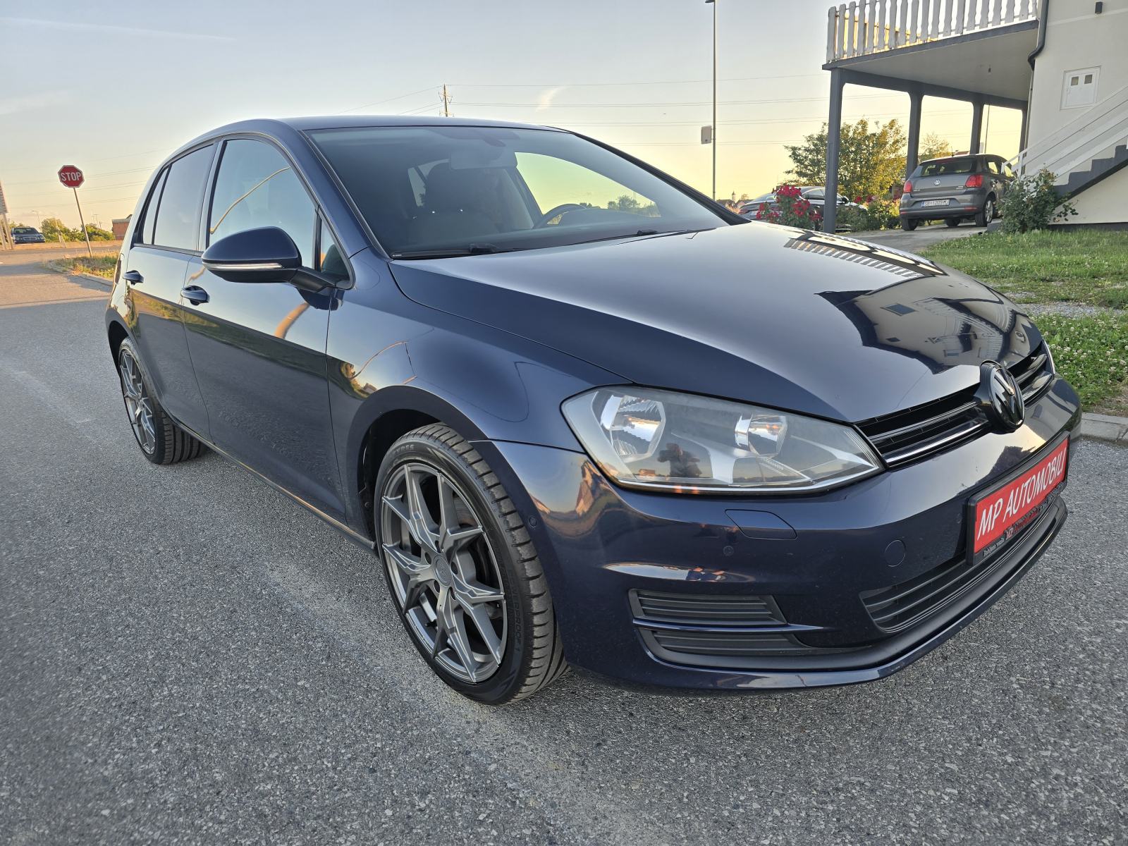 VW Golf 7 2,0 TDI-2015gd.md-NAVIGACIJA-,alu18,climatronic,6brziKARTICE, fotografija 4