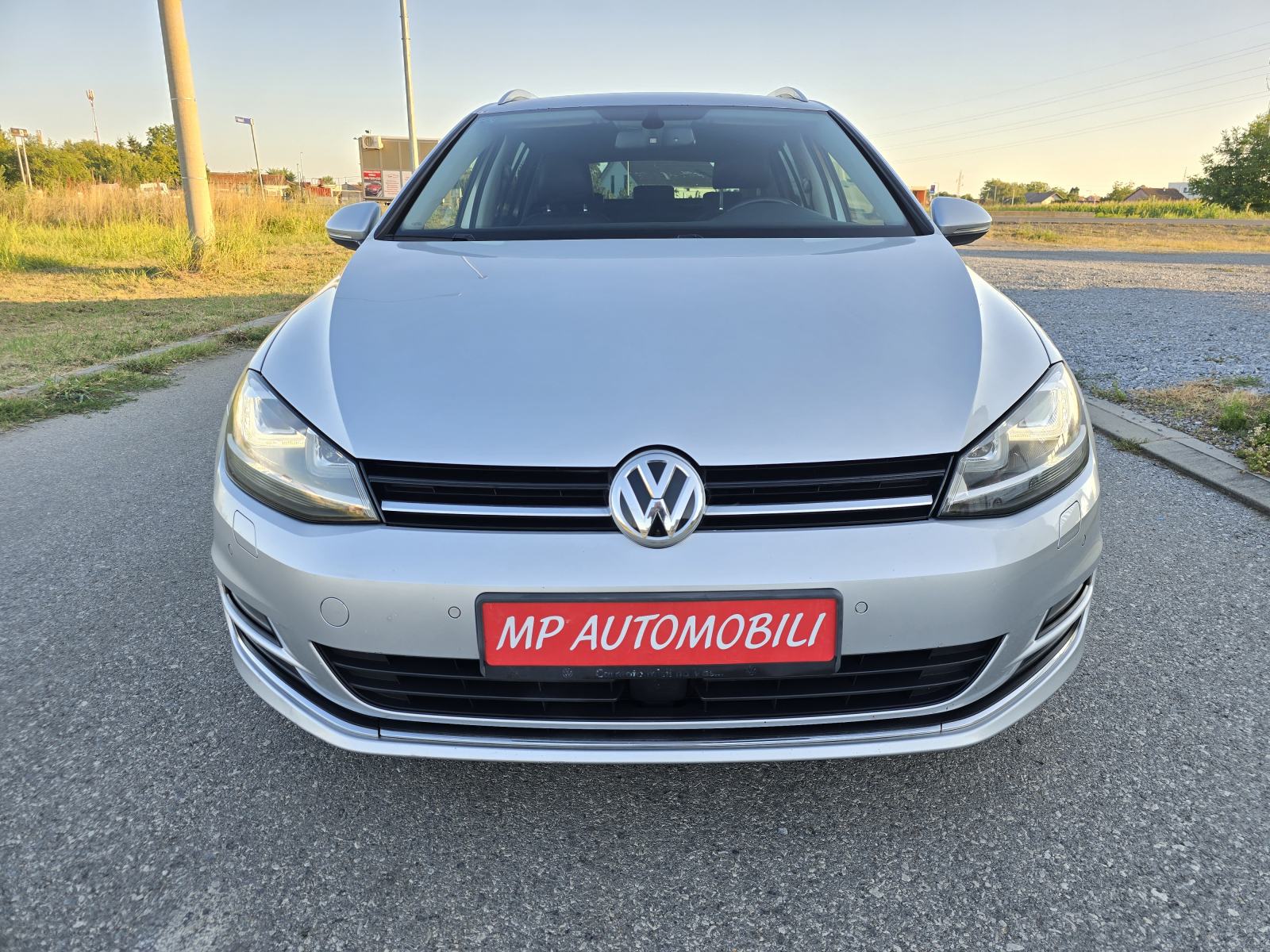 VW Golf 7 2,0 TDI-2015gd.md-NAVIGACIJA-climatronic,xenon,koža,alu18"KA, fotografija 3