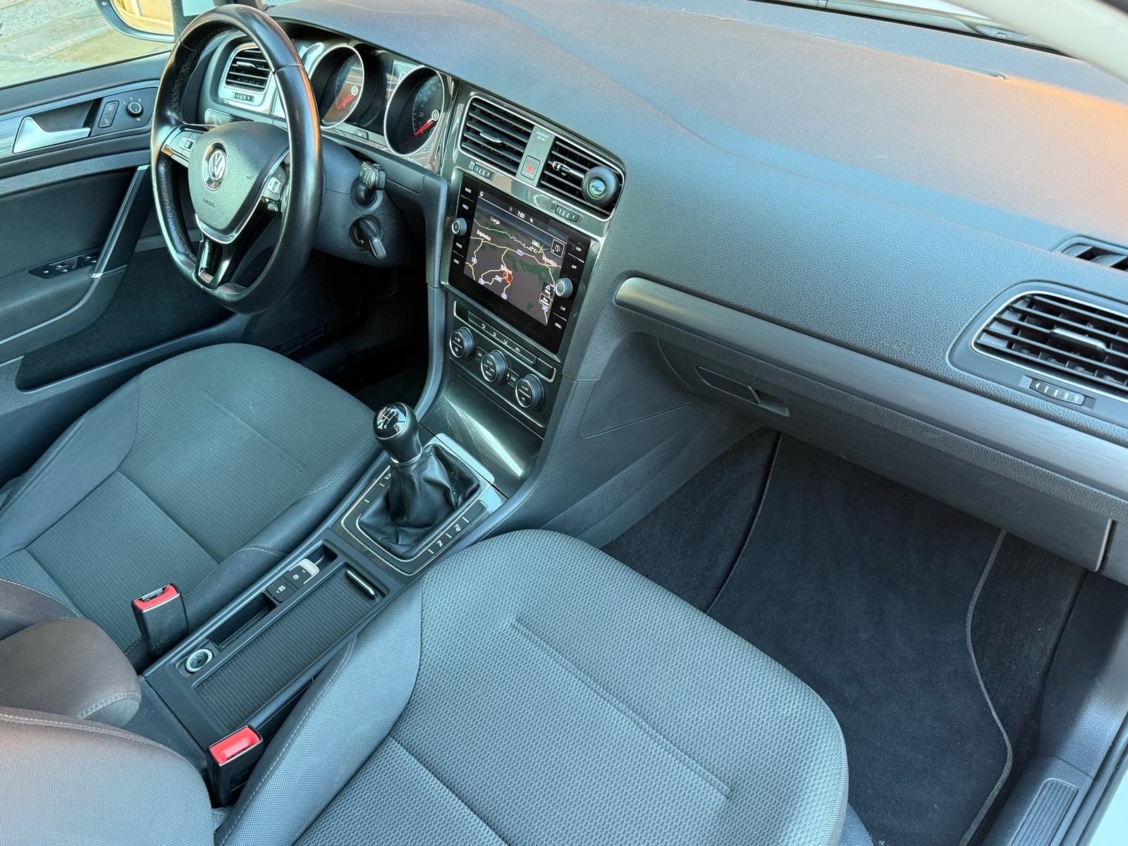 VW Golf 7 2.0 TDI / 2018.god./ 150 ks / Full led / Reg.god.dana, fotografija 10