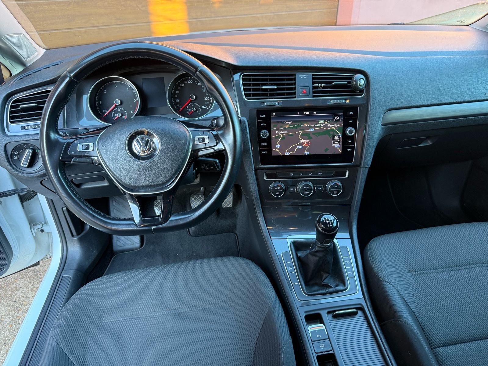VW Golf 7 2.0 TDI / 2018.god./ 150 ks / Full led / Reg.god.dana, fotografija 12