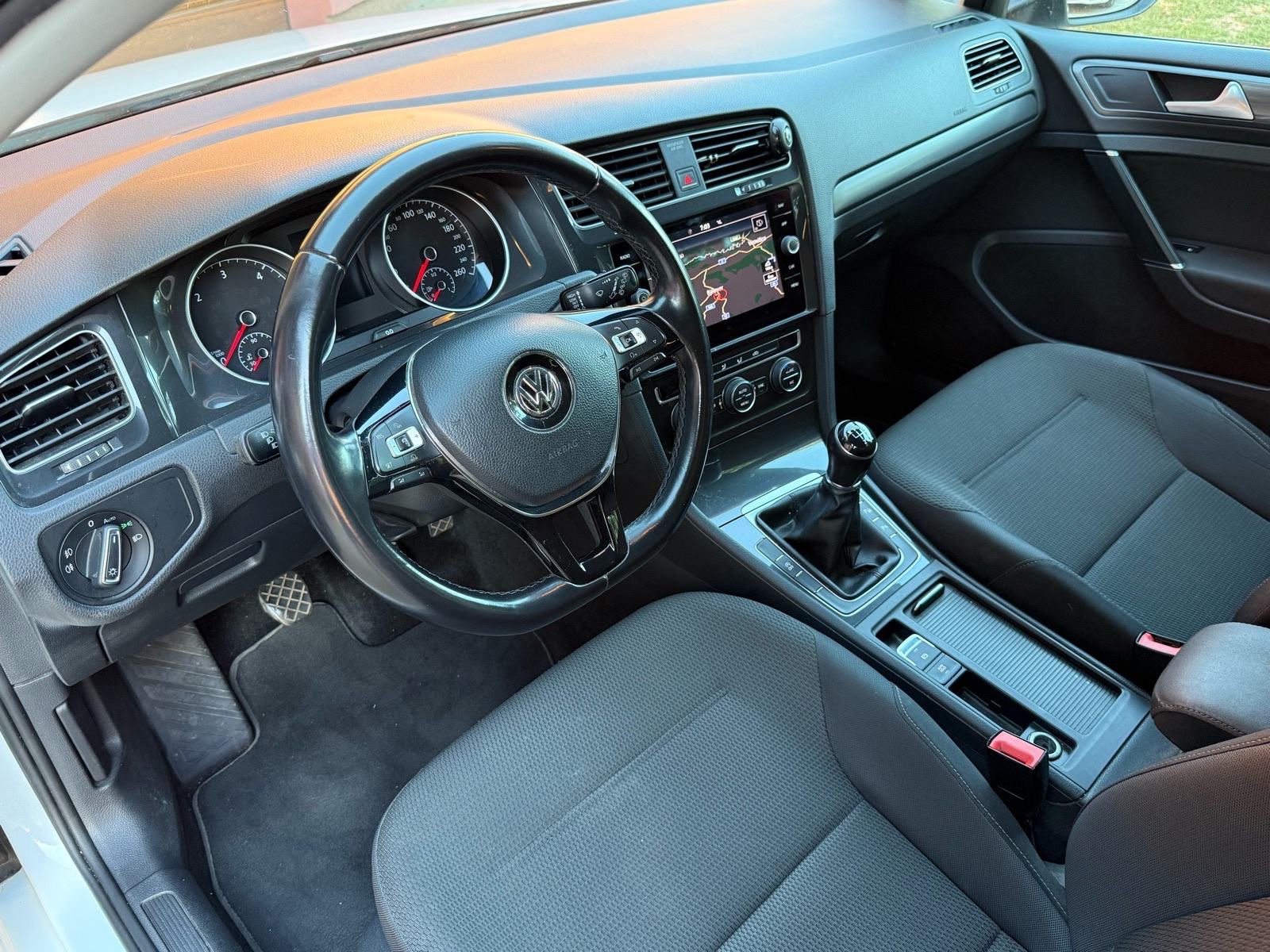 VW Golf 7 2.0 TDI / 2018.god./ 150 ks / Full led / Reg.god.dana, fotografija 11