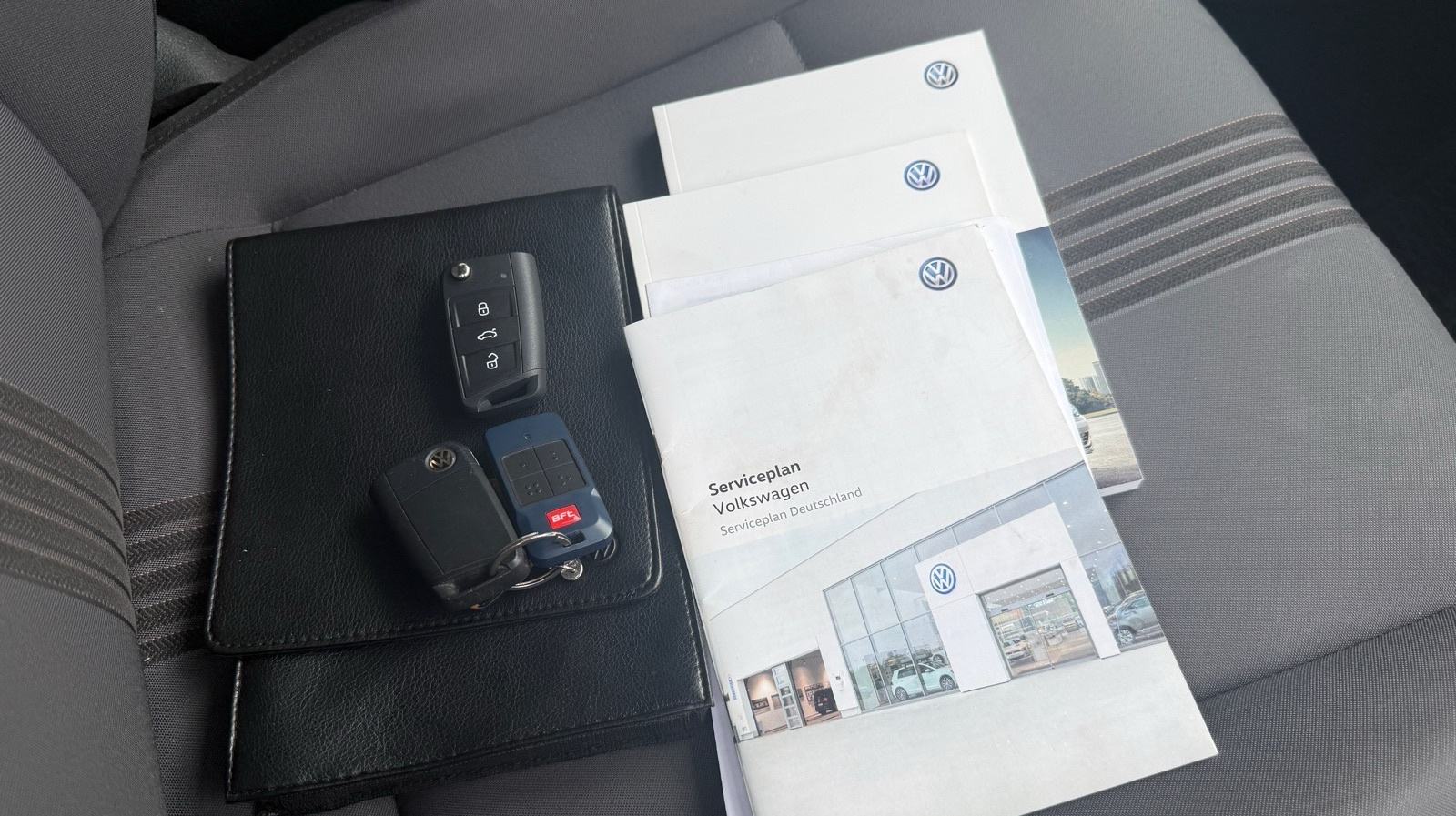 VW Golf 7 2,0 TDI AUTOMATIK,CAR PLAY,VELIKI SERVIS,NAVI,REGA5/27…, fotografija 18