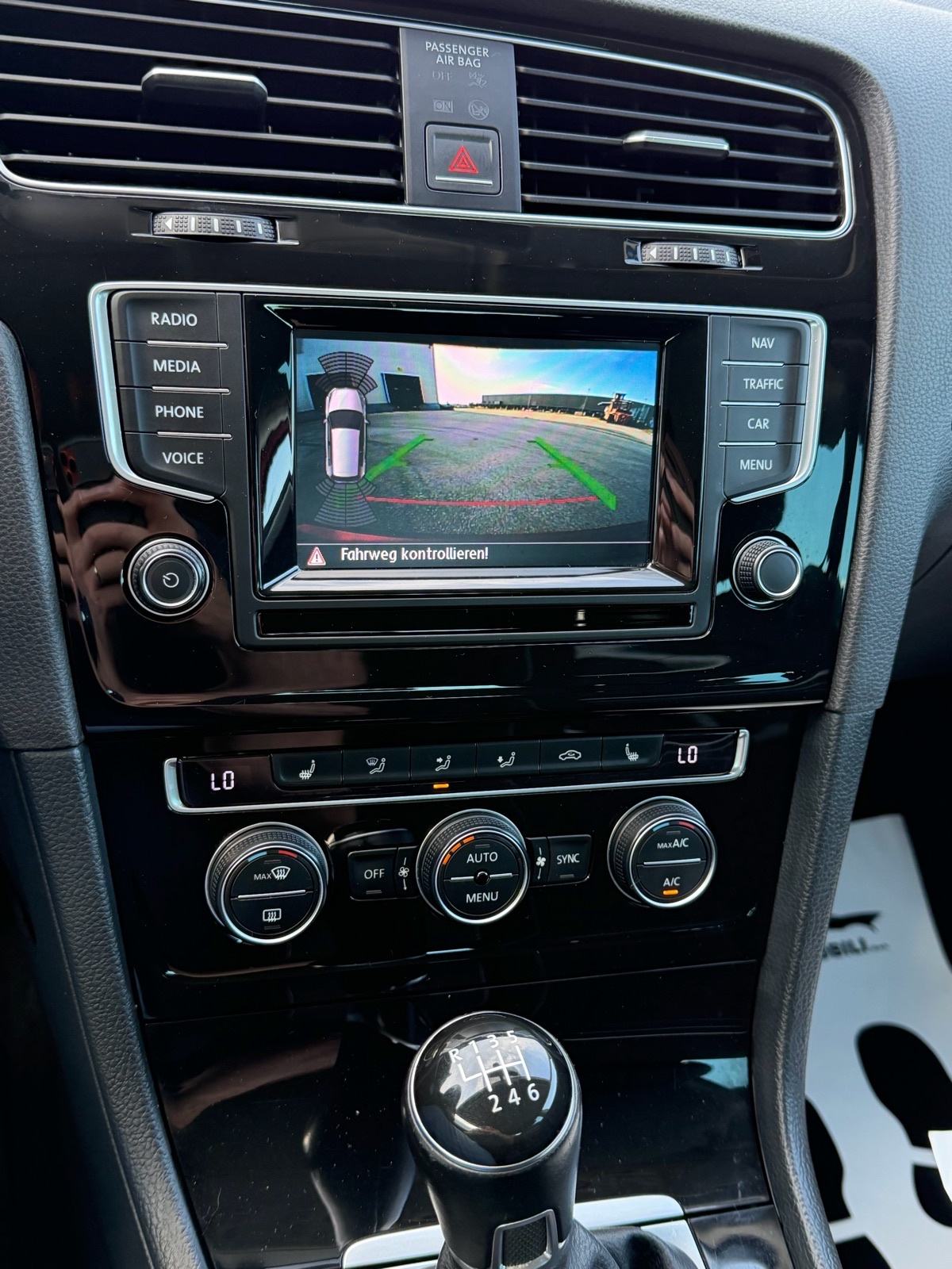 VW Golf 7 2.0 TDI #Bi-XENON #KAMERA #PDC, fotografija 19