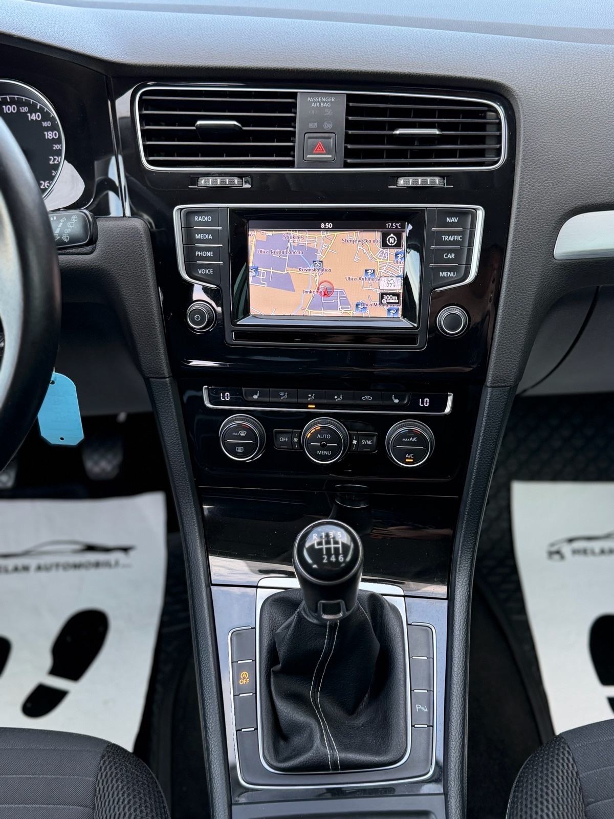 VW Golf 7 2.0 TDI #Bi-XENON #KAMERA #PDC, fotografija 17