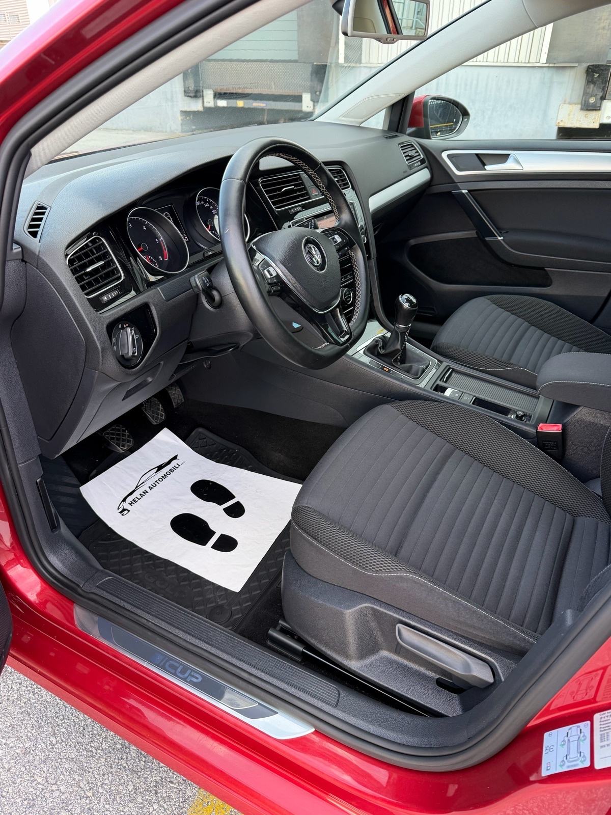 VW Golf 7 2.0 TDI #Bi-XENON #KAMERA #PDC, fotografija 11