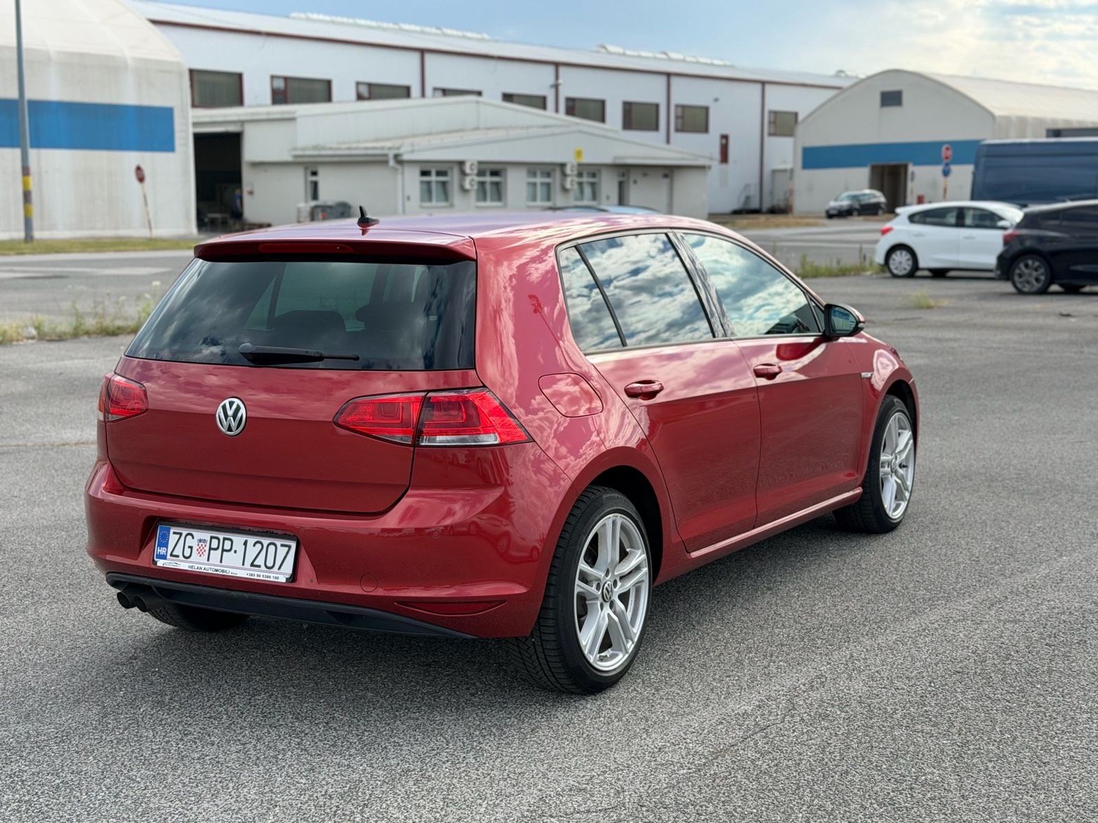 VW Golf 7 2.0 TDI #Bi-XENON #KAMERA #PDC, fotografija 8
