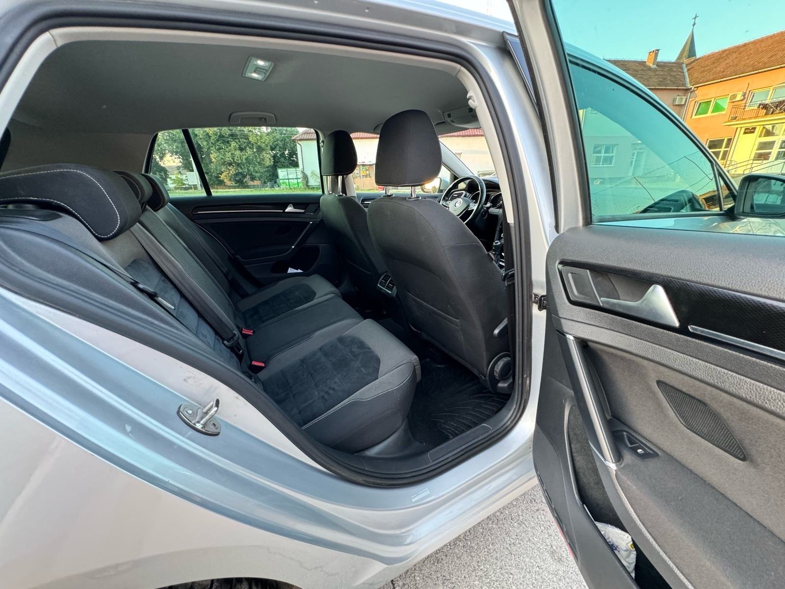 VW Golf 7, 2.0 TDI BMT, 110 kW, fotografija 12