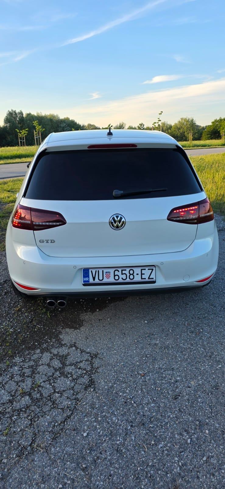 VW Golf 7 2,0 TDI BMT automatik, fotografija 2