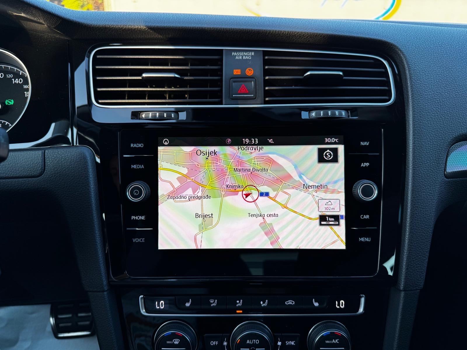 VW Golf 7,5 2,0 TDI BMT DSG alu 17”, led, navi, gr.sjed, JOIN, fotografija 16