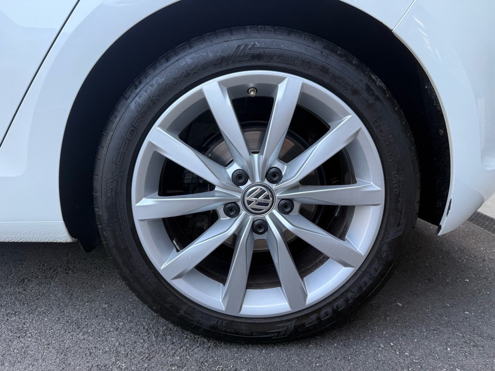 VW Golf 7 2,0 TDI BMT DSG HIGHLINE PANORAMA WEBASTO NAVI FULL LED, fotografija 17