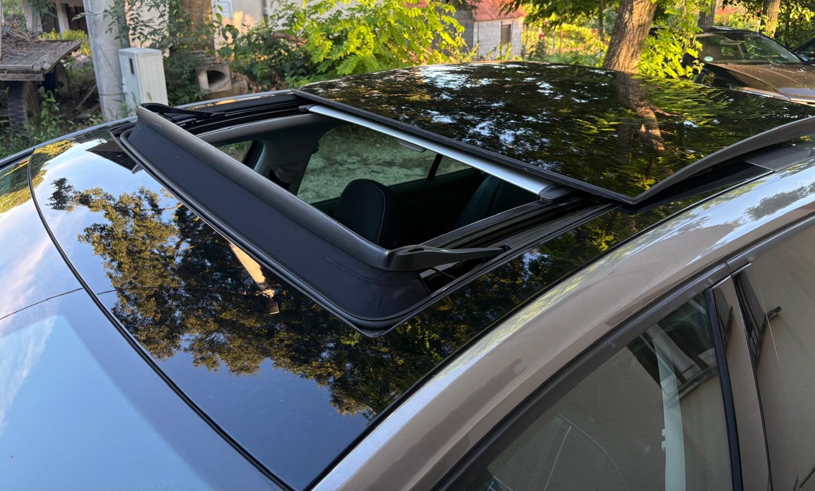VW Golf 7 2,0 Tdi / Navi / Bi-xenon / Panorama / Veliki servis, fotografija 9