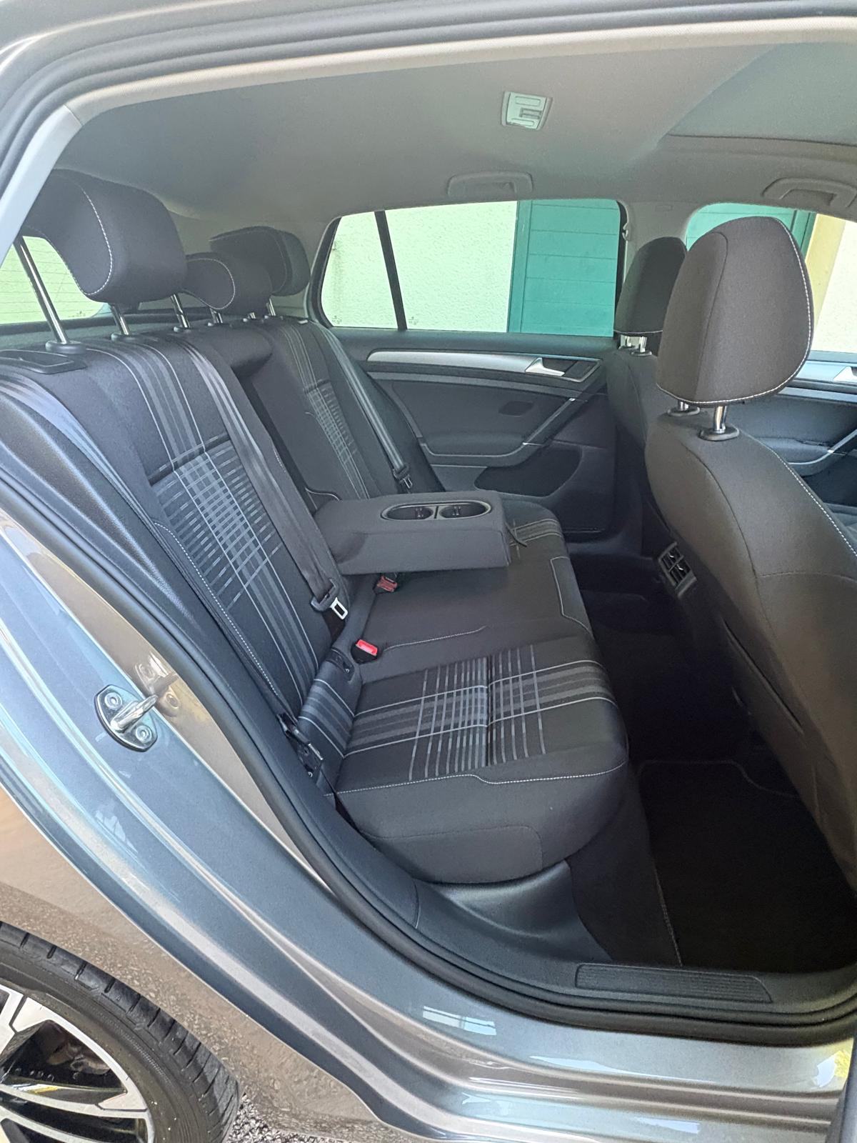 VW Golf 7 2,0 Tdi / Navi / Bi-xenon / Panorama / Veliki servis, fotografija 13