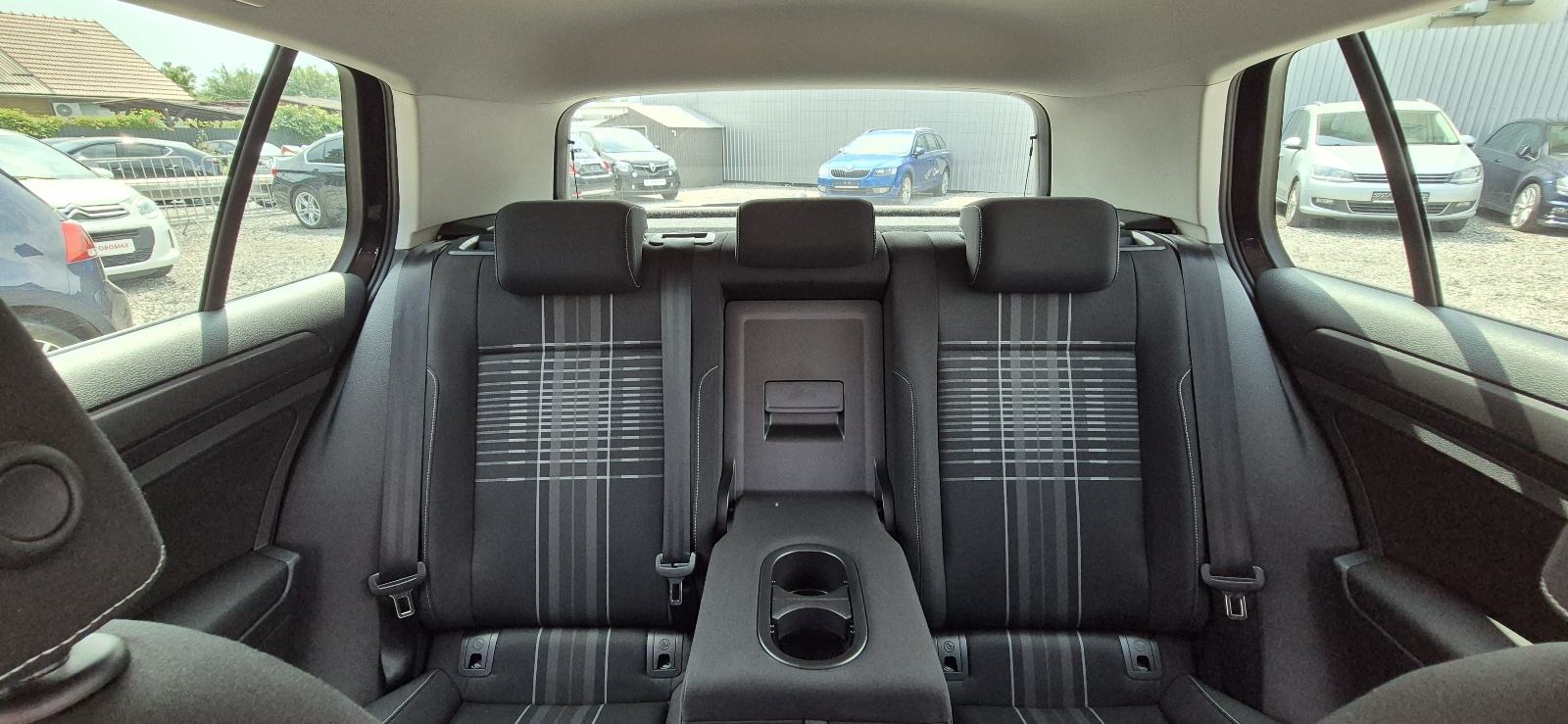 Golf 7 2.0 tdi LOUNGE 5v aut klima navi pdc velki servis servisna, fotografija 12