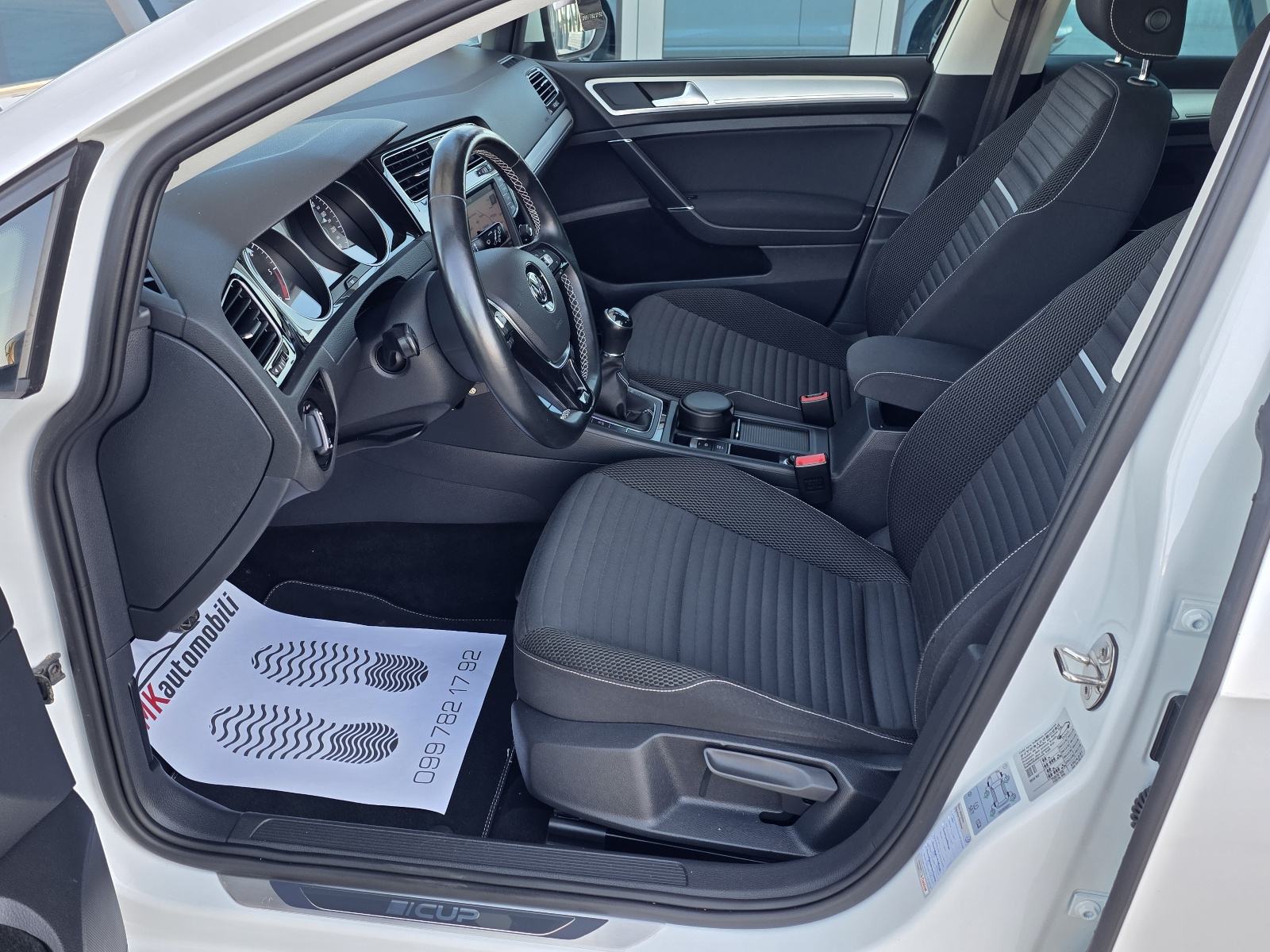 VW Golf 7 2,0 TDI CUP,ALU XENON,NAVI,ALU PERLA BIJELA, fotografija 17