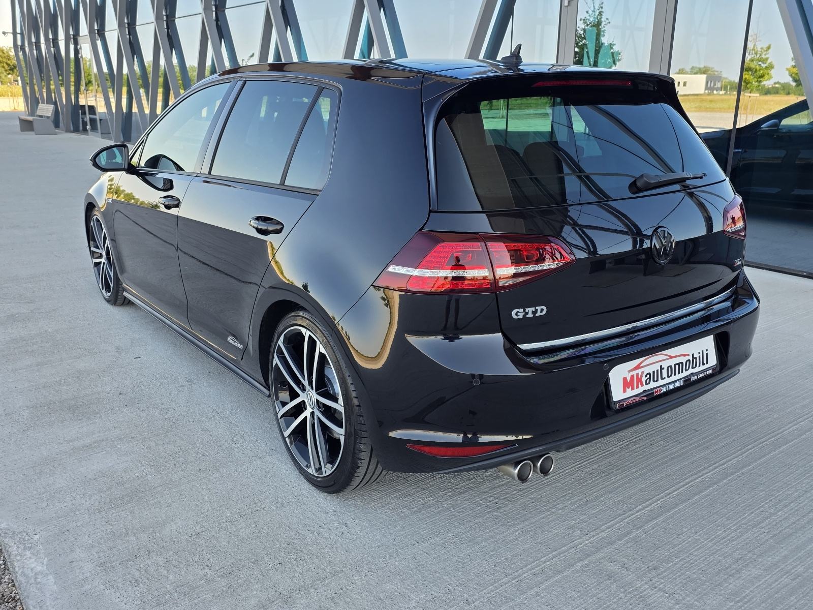 VW Golf 7 2.0 TDI GTD - ALU 18, XENON, MODOVI VOŽNJE, 149 T.KM, fotografija 4
