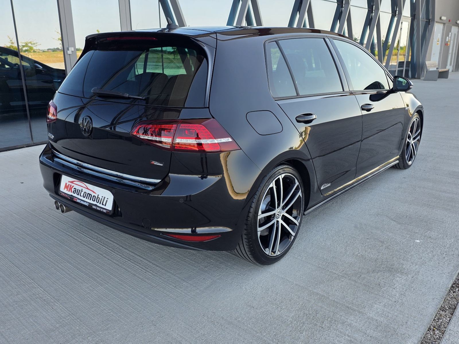 VW Golf 7 2.0 TDI GTD - ALU 18, XENON, MODOVI VOŽNJE, 149 T.KM, fotografija 5