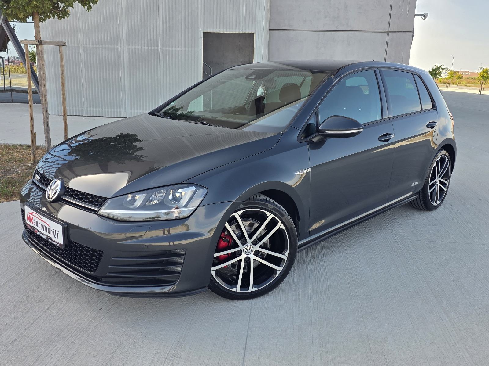 VW Golf 7 2,0 TDI GTD,DSG,ALU 18,NOVE GUME,NAVI,MODOVI VOZNJE, pogled izvana - slika 1