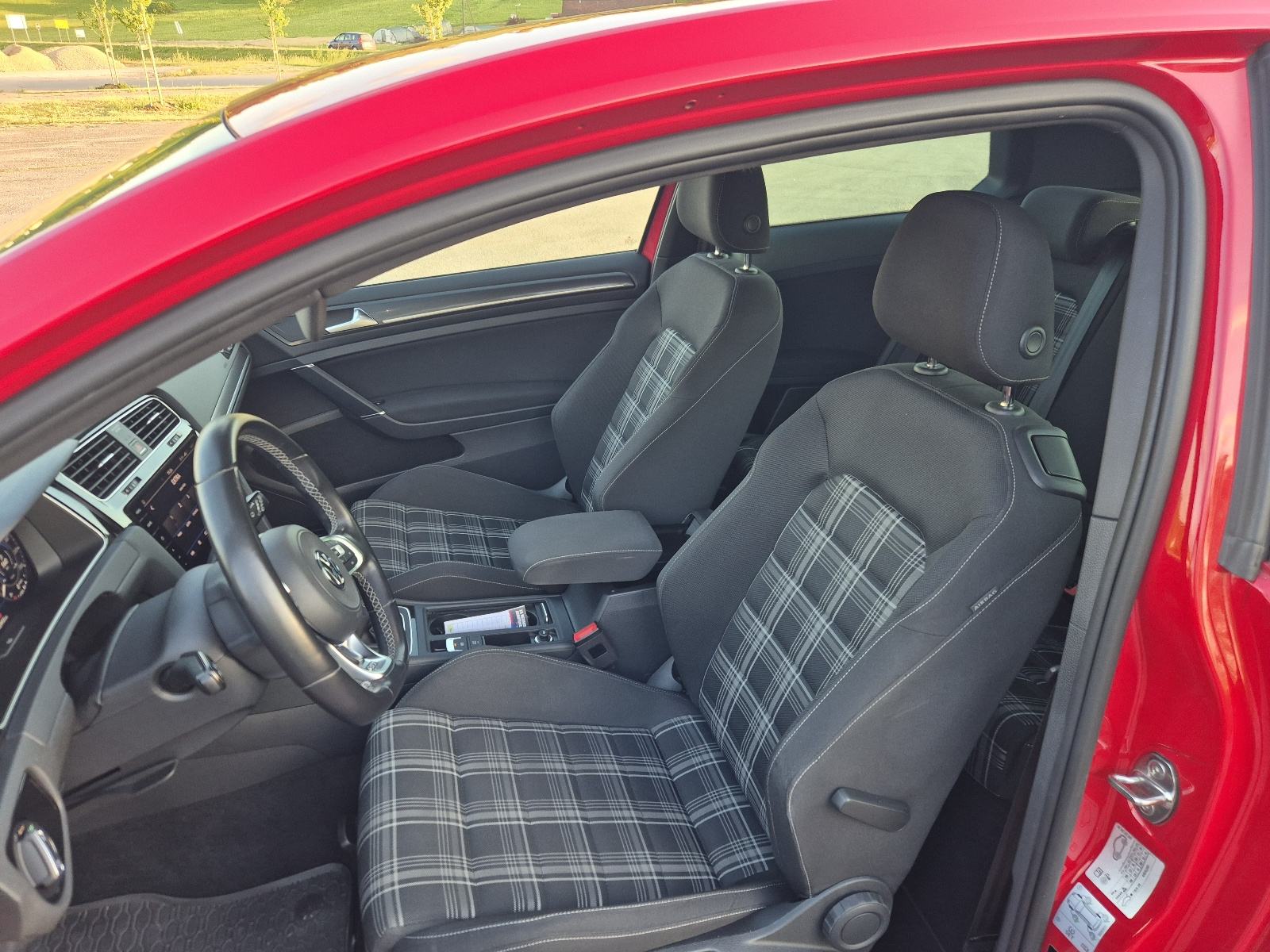 VW Golf 7.5 2,0 TDI GTD 135kW, fotografija 15