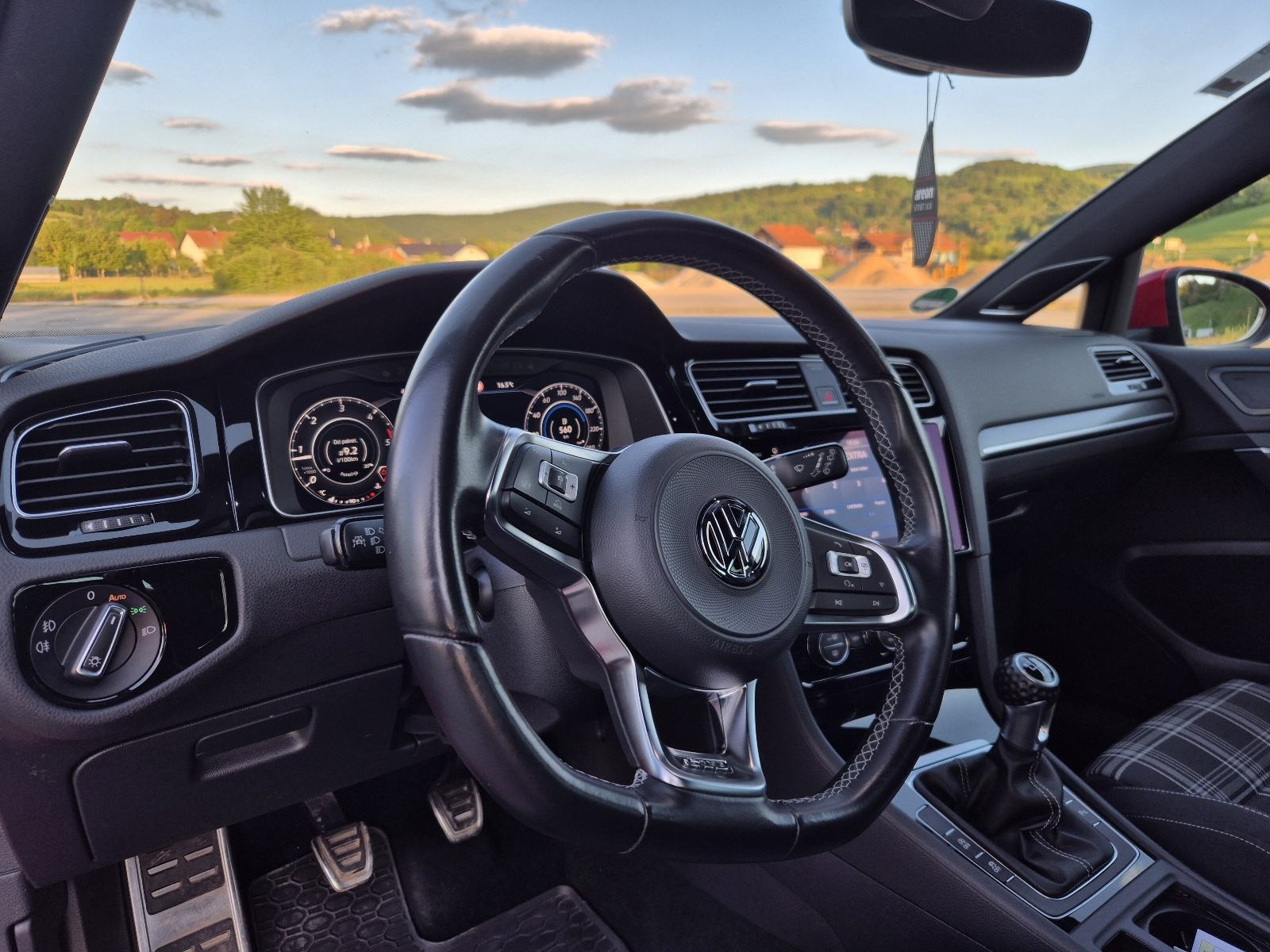 VW Golf 7.5 2,0 TDI GTD 135kW, fotografija 16