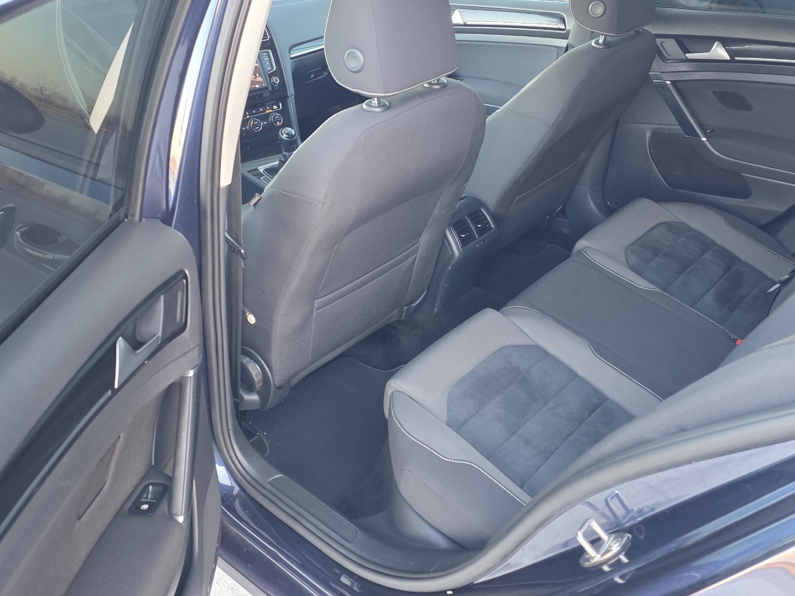 VW Golf 7 2,0 TDI HIGHLINE ALU,NAVI,ACC,GRIJANJE SJEDALA, fotografija 15