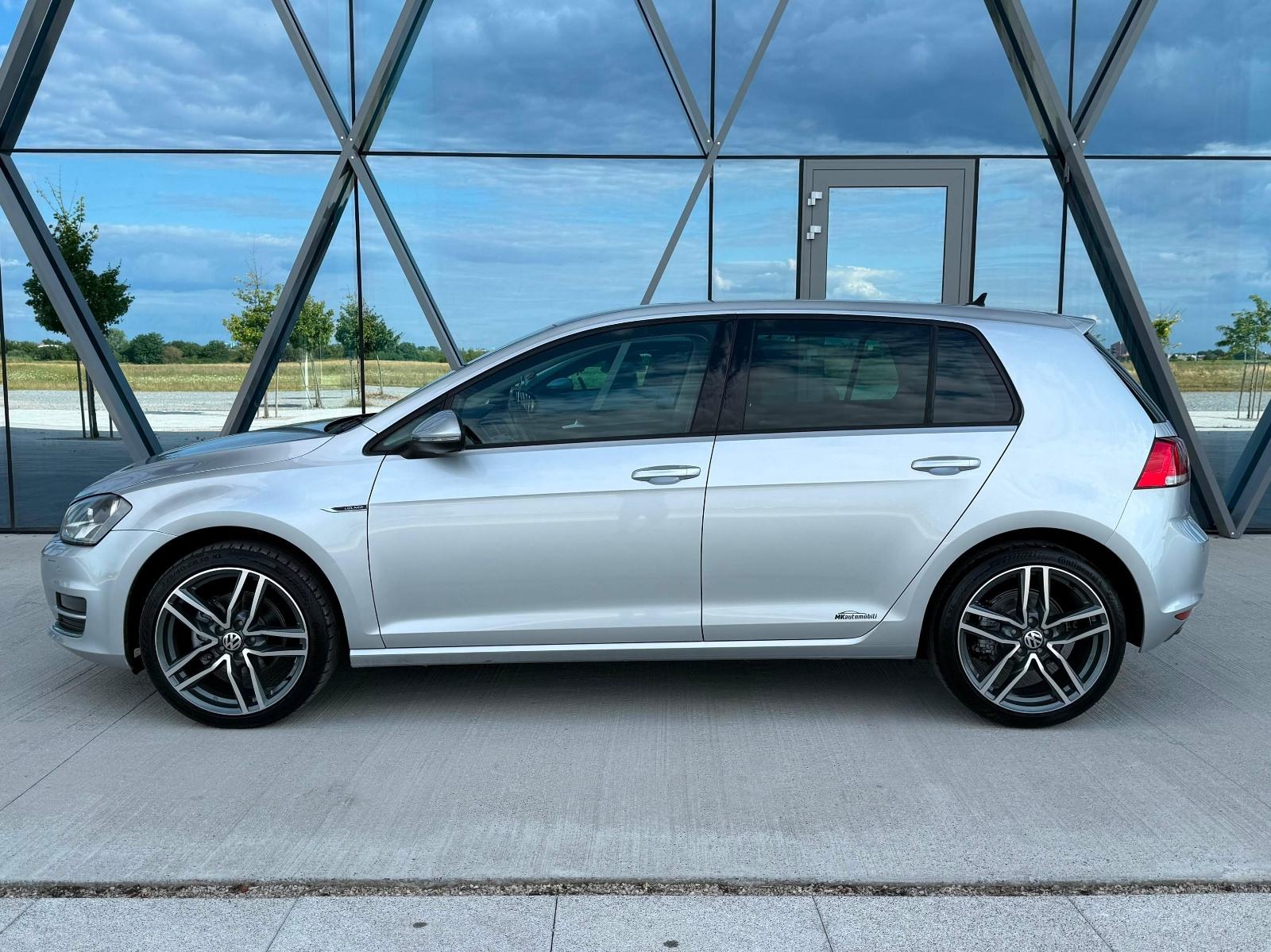 VW Golf 7 2,0 TDI LOUNGE,ALU 18,NAVI,154 T.K.M, fotografija 3
