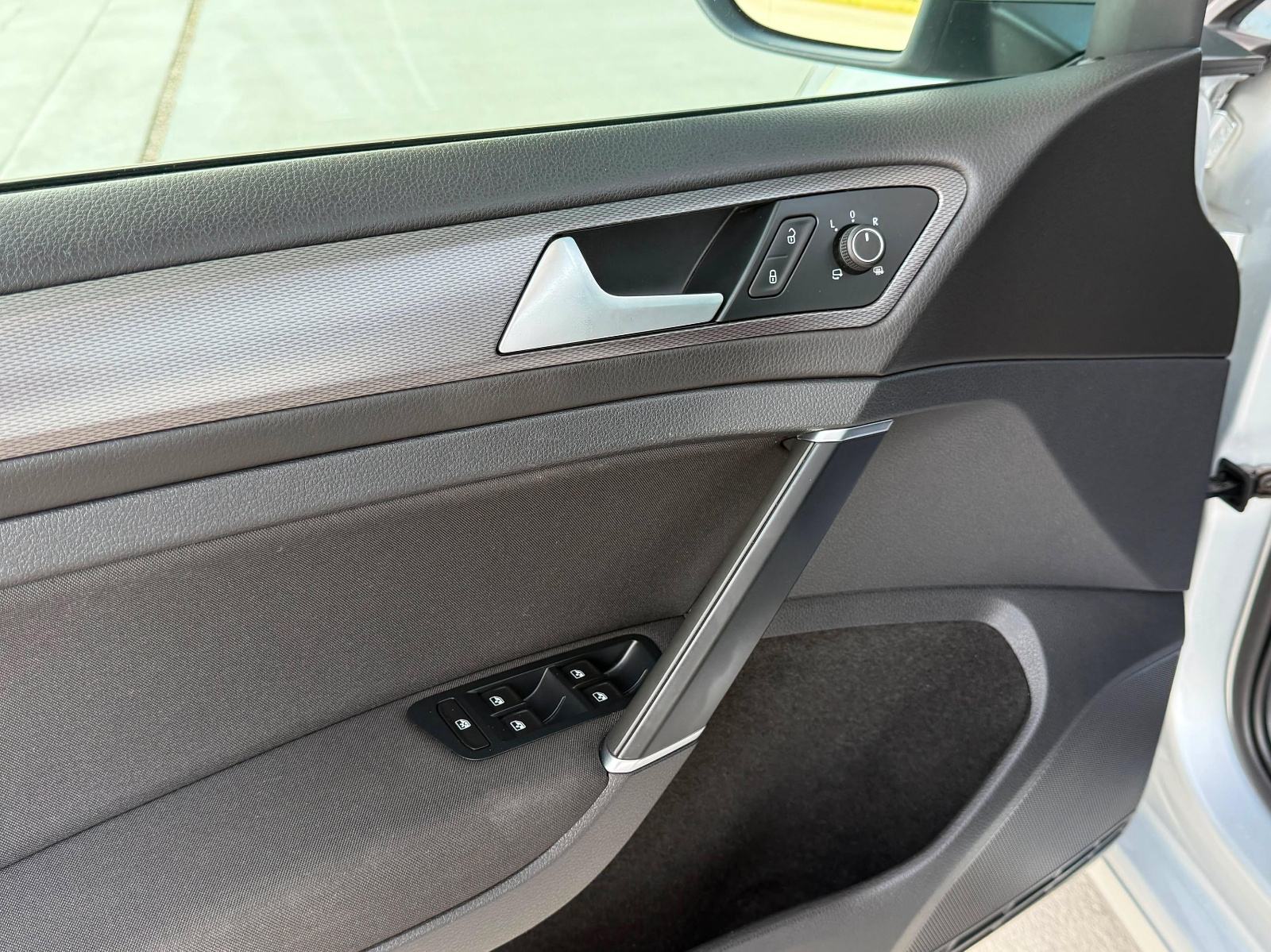 VW Golf 7 2,0 TDI LOUNGE,ALU 18,NAVI,154 T.K.M, fotografija 12