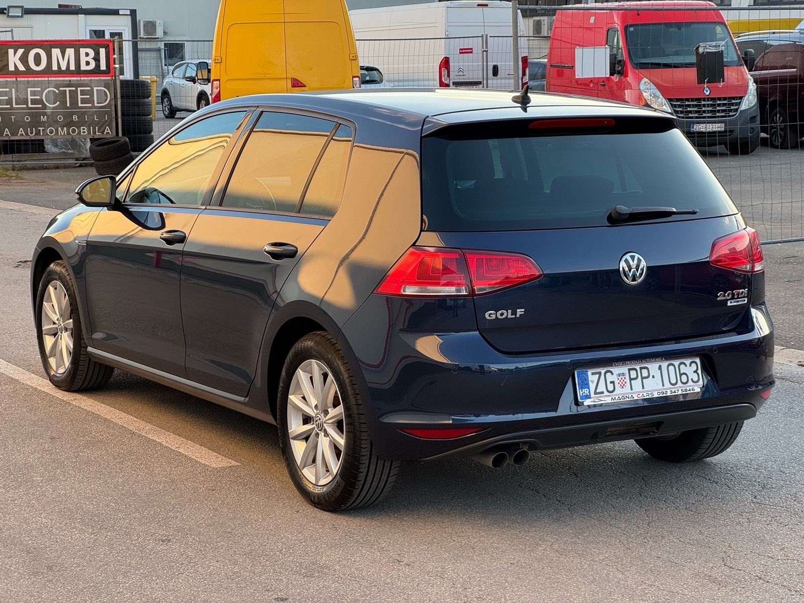 VW Golf 7 2,0 TDI LOUNGE #NAVIGACIJA# PDC# GARANCIJA 1 God., fotografija 4