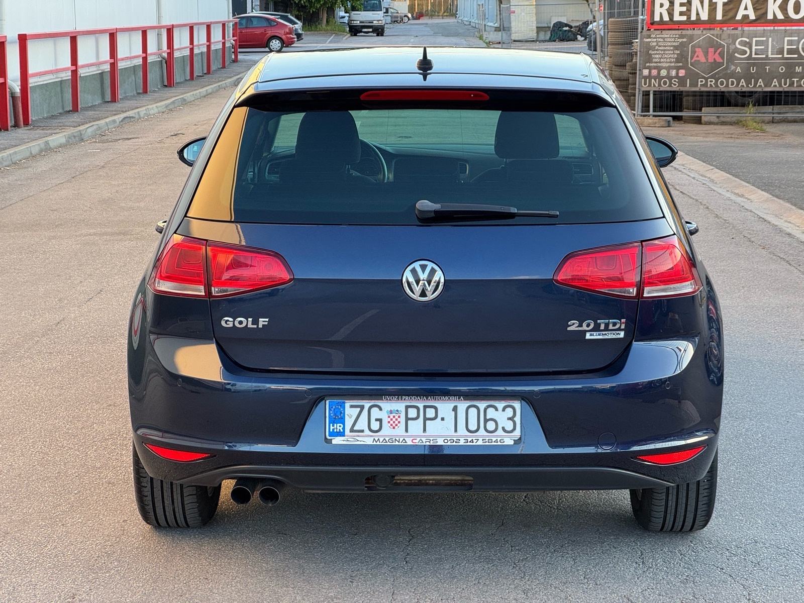 VW Golf 7 2,0 TDI LOUNGE #NAVIGACIJA# PDC# GARANCIJA 1 God., fotografija 6