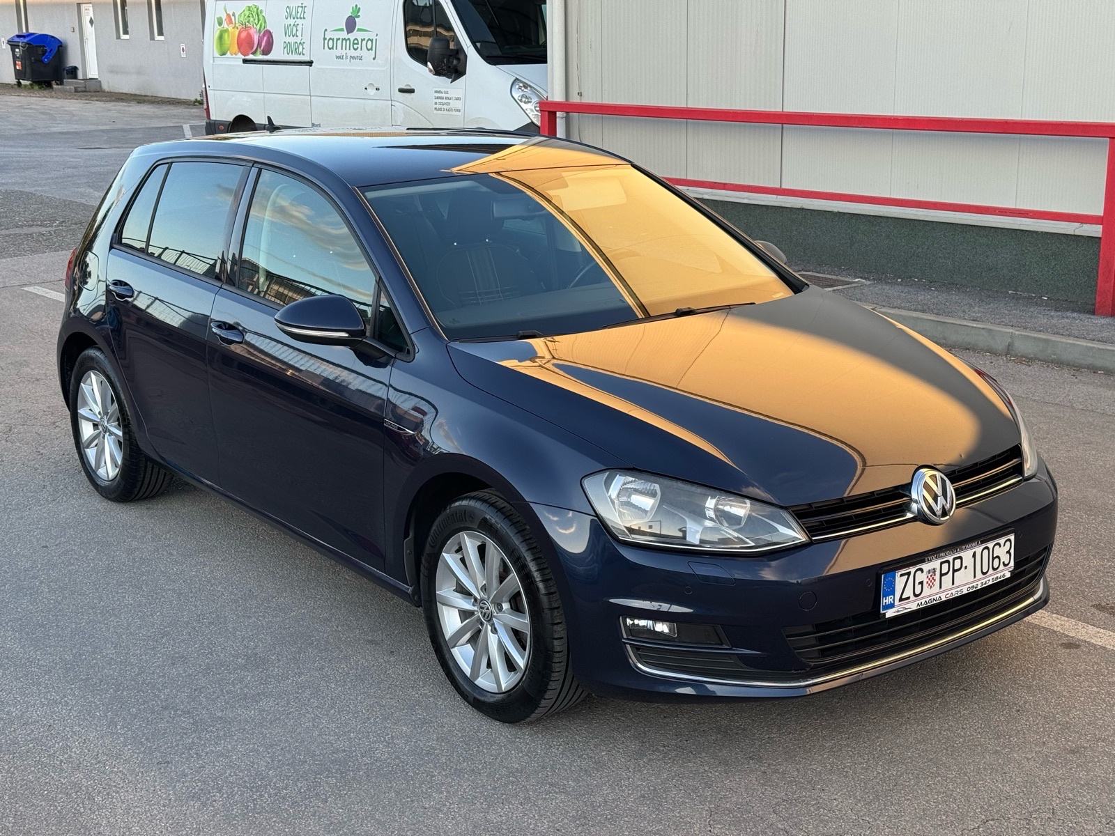 VW Golf 7 2,0 TDI LOUNGE #NAVIGACIJA# PDC# GARANCIJA 1 God., fotografija 9