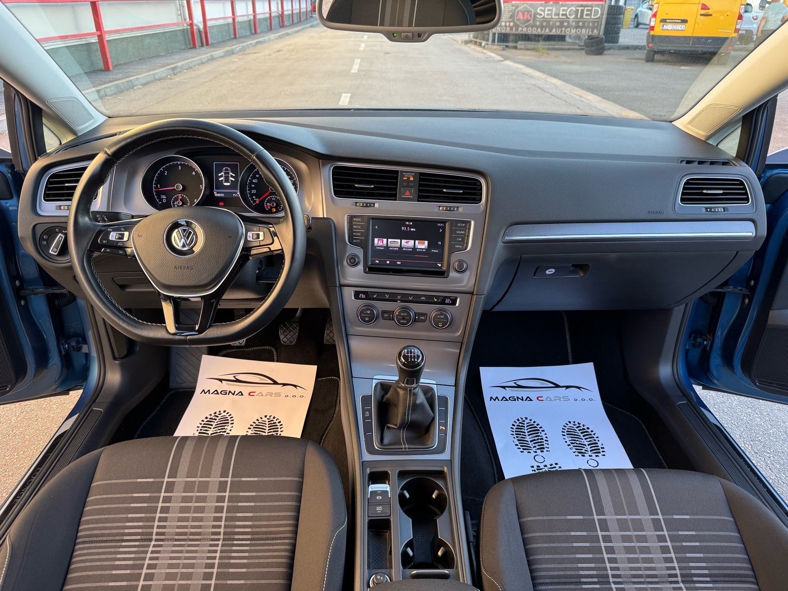 VW Golf 7 2,0 TDI LOUNGE XENON# GARANCIJA 1 GOD, fotografija 18