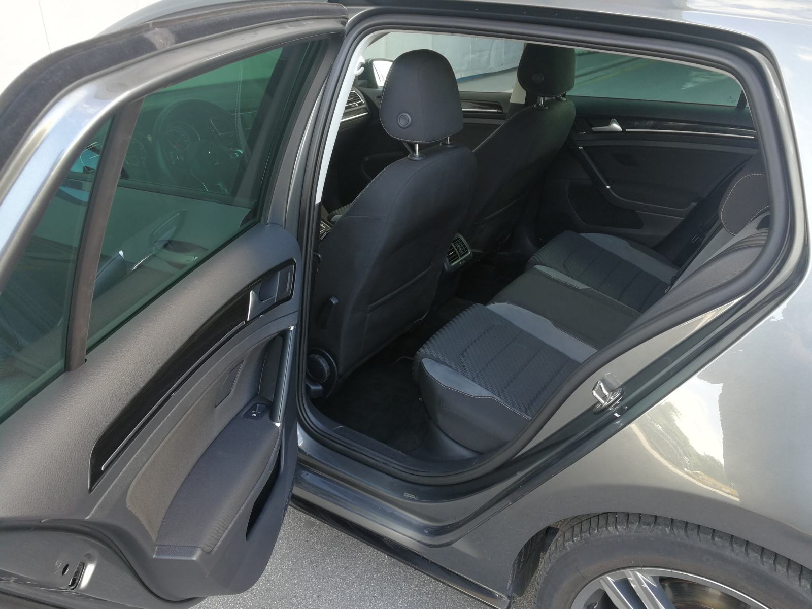 VW Golf 7 2.0 TDI **R LINE**AUTOMATIC**KAMERA**AUT KLIMA**, fotografija 16