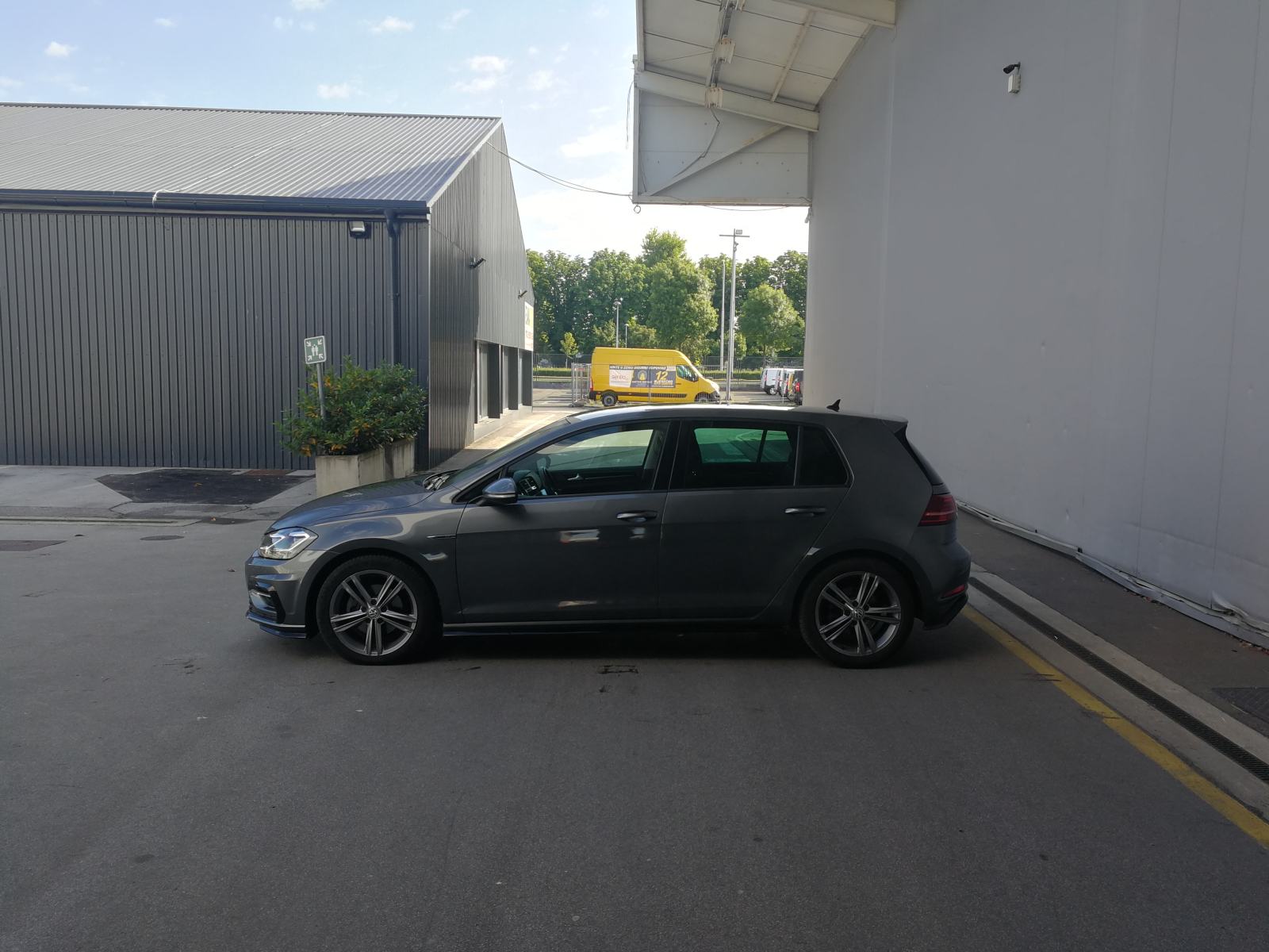 VW Golf 7 2.0 TDI **R LINE**AUTOMATIC**KAMERA**AUT KLIMA**, fotografija 7