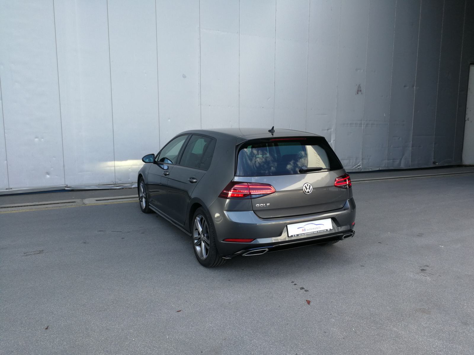 VW Golf 7 2.0 TDI **R LINE**AUTOMATIC**KAMERA**AUT KLIMA**, fotografija 4
