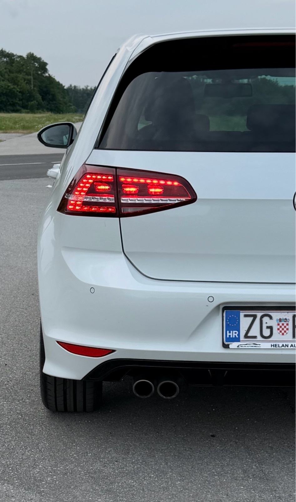 VW Golf 7 2.0 TDI R-LINE #Bi-XENON #NAVI #PDC, fotografija 11